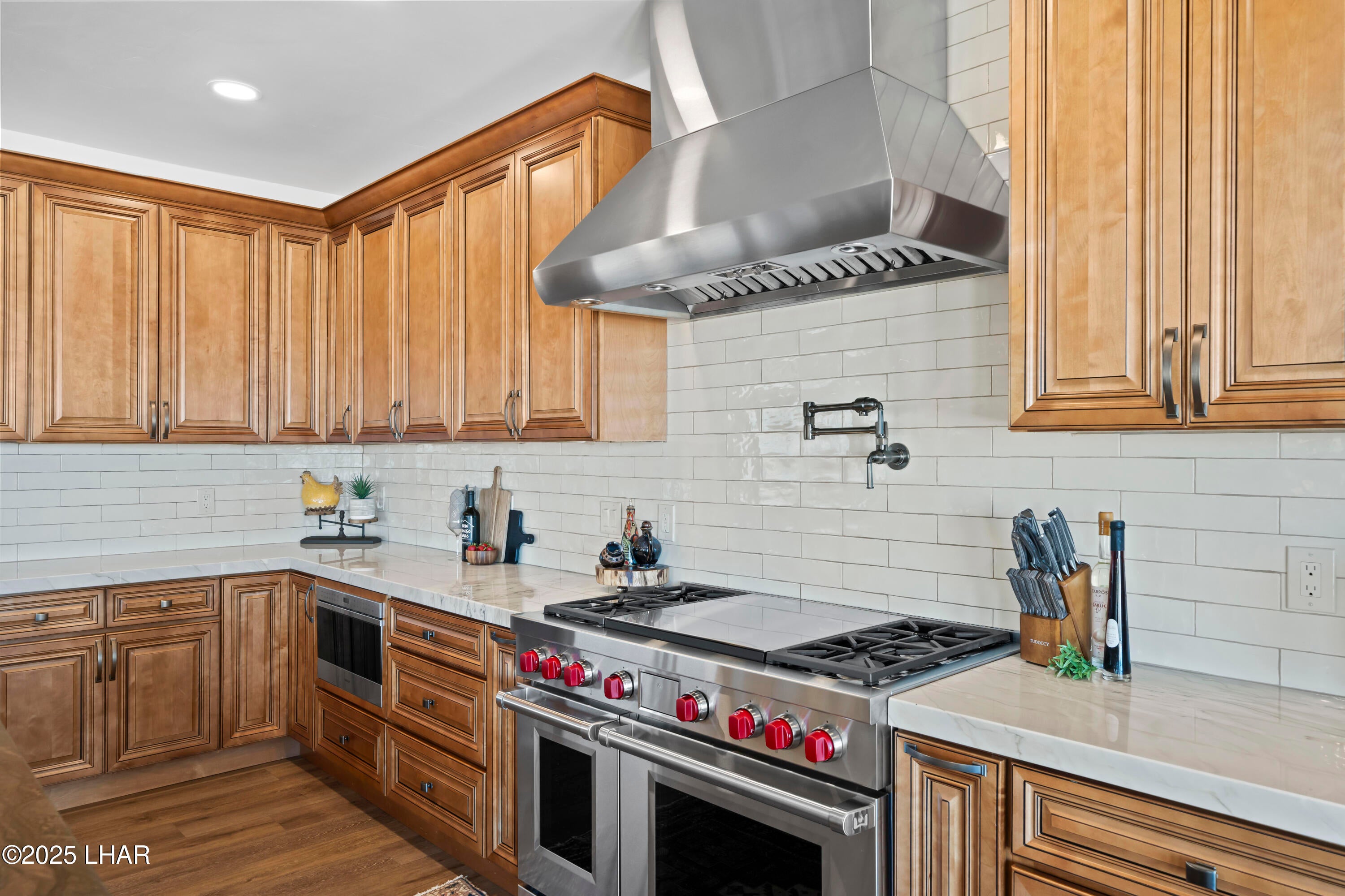 Lake Havasu City, Arizona, 86404, United States, 6 Bedrooms Bedrooms, ,7 BathroomsBathrooms,Residential,Active,1996583