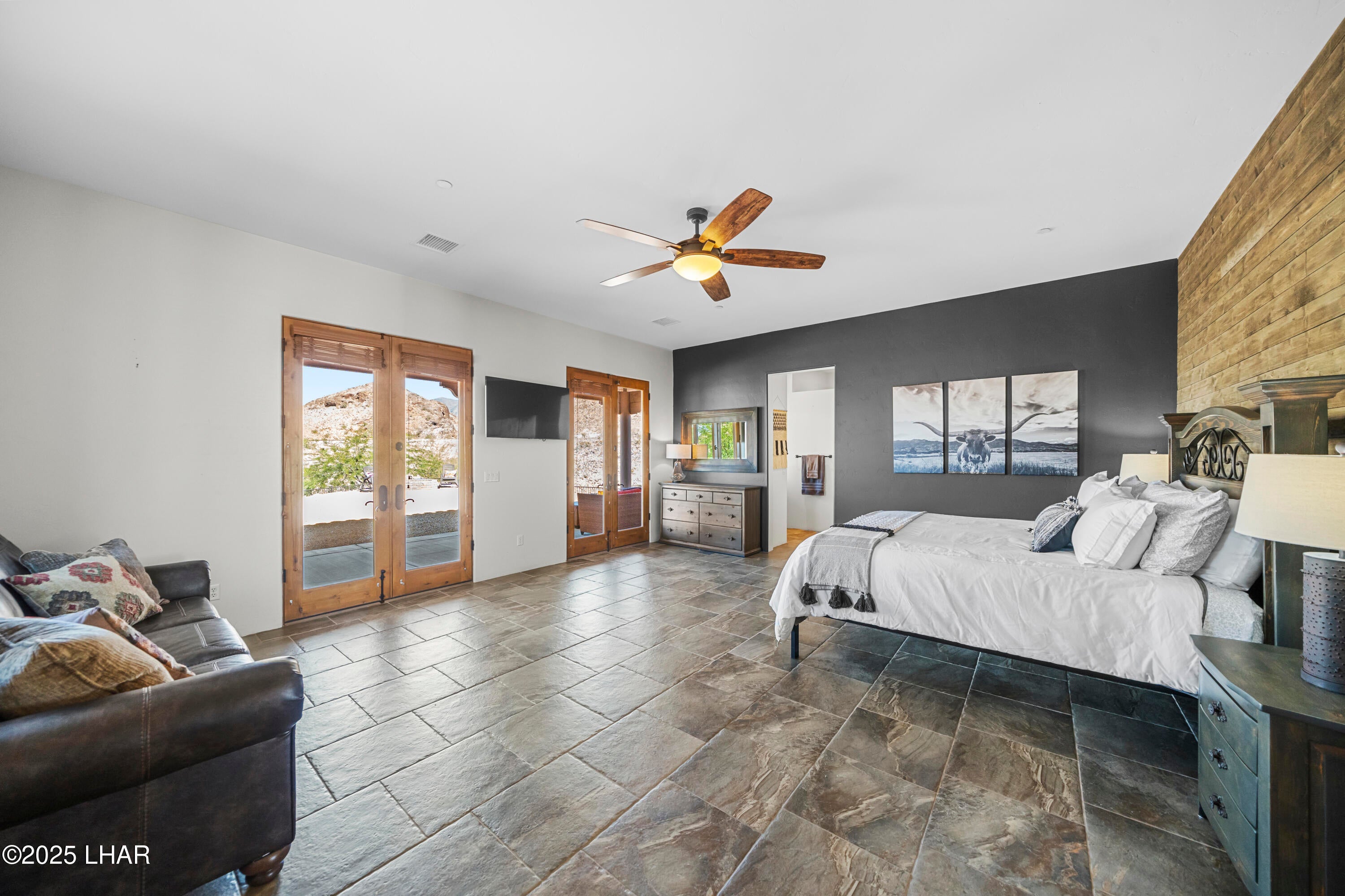 Lake Havasu City, Arizona, 86404, United States, 6 Bedrooms Bedrooms, ,7 BathroomsBathrooms,Residential,Active,1996583