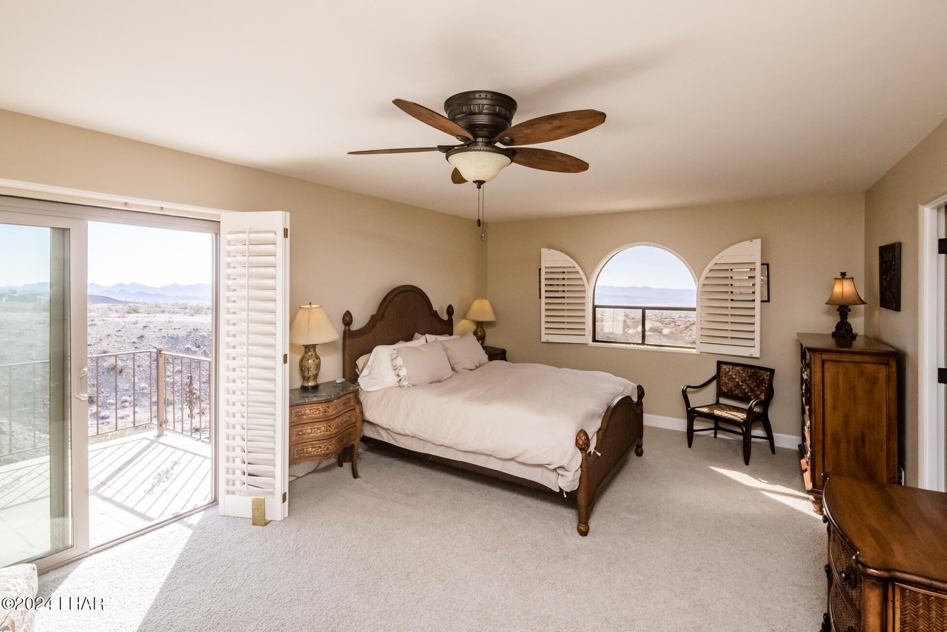 Lake Havasu City, Arizona, 86404, United States, 4 Bedrooms Bedrooms, ,6 BathroomsBathrooms,Residential,Active,1910151