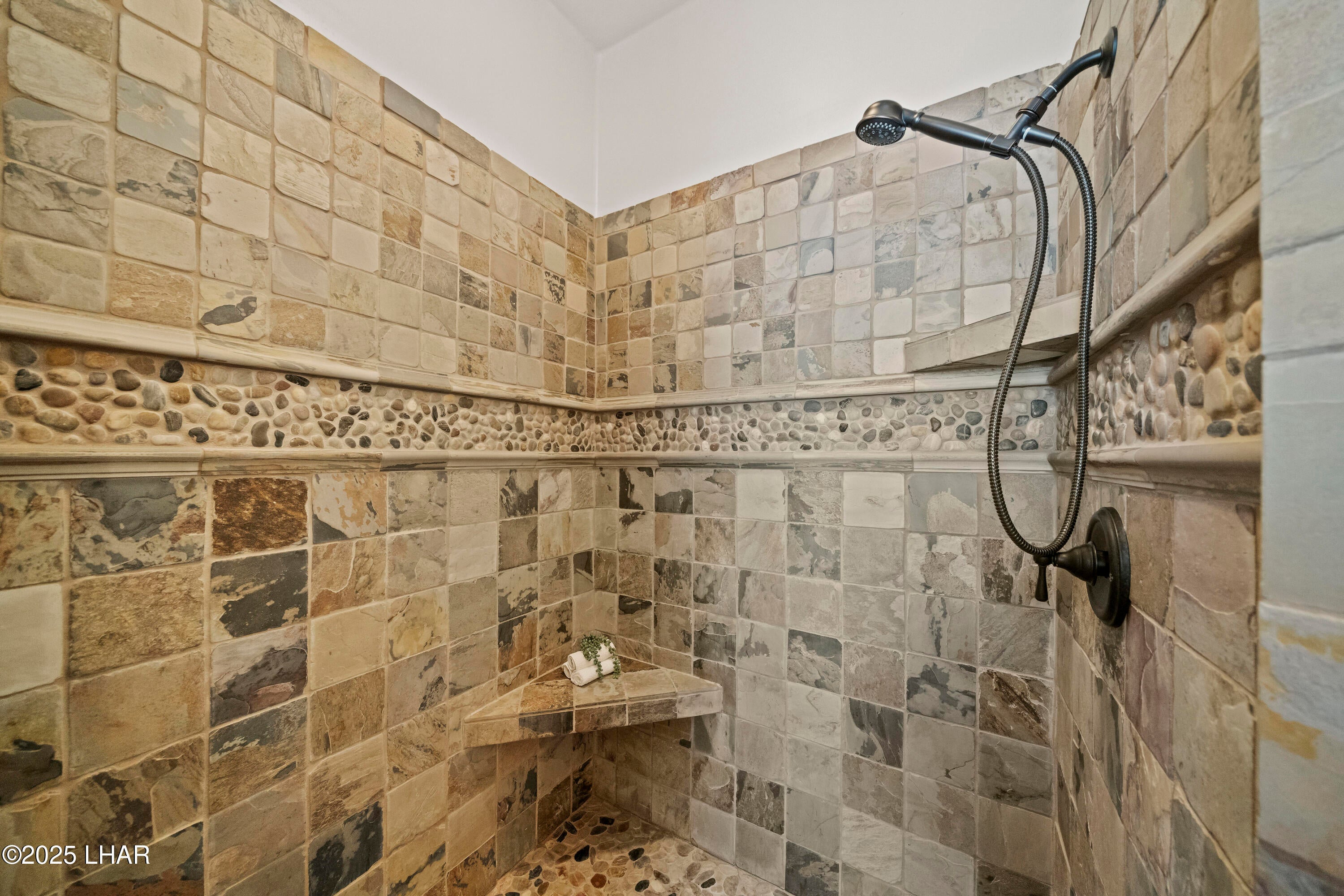 Lake Havasu City, Arizona, 86404, United States, 6 Bedrooms Bedrooms, ,7 BathroomsBathrooms,Residential,Active,1996583