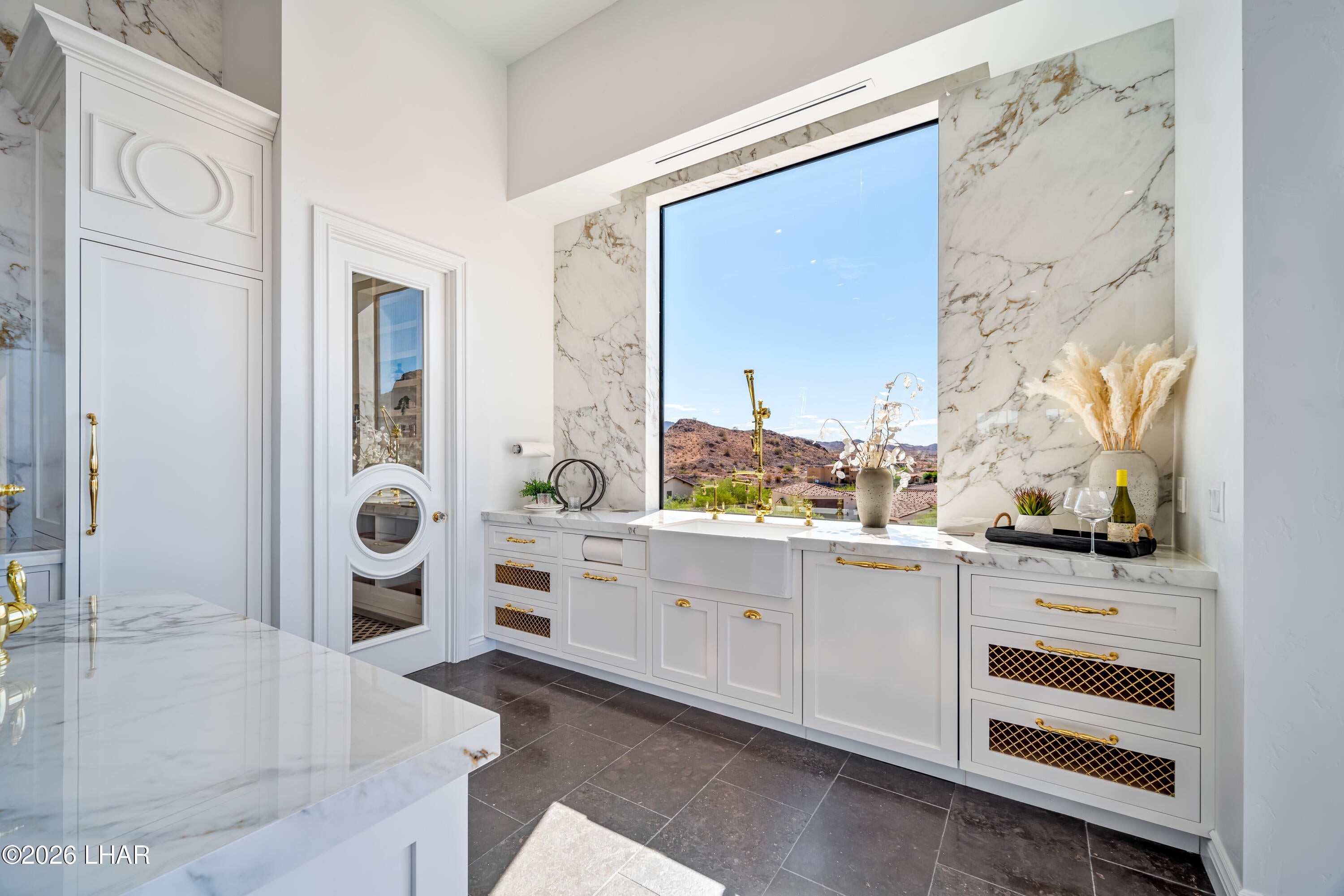 Lake Havasu City, Arizona, 86406, United States, 3 Bedrooms Bedrooms, ,5 BathroomsBathrooms,Residential,Active,2009159