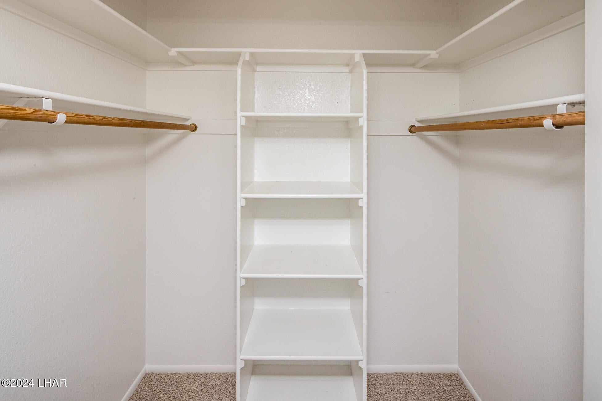 Lake Havasu City, Arizona, 86404, United States, 4 Bedrooms Bedrooms, ,6 BathroomsBathrooms,Residential,Active,1910151