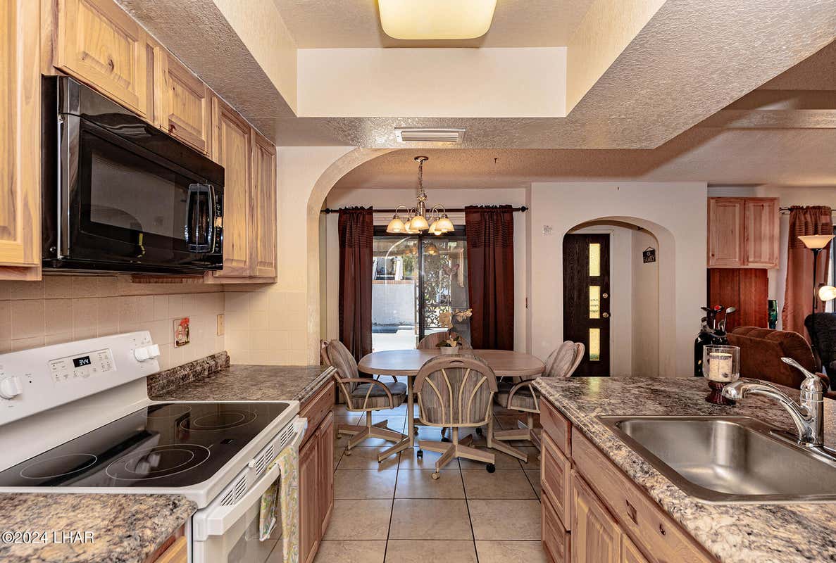 1884 MONTANA VIS Unit B  