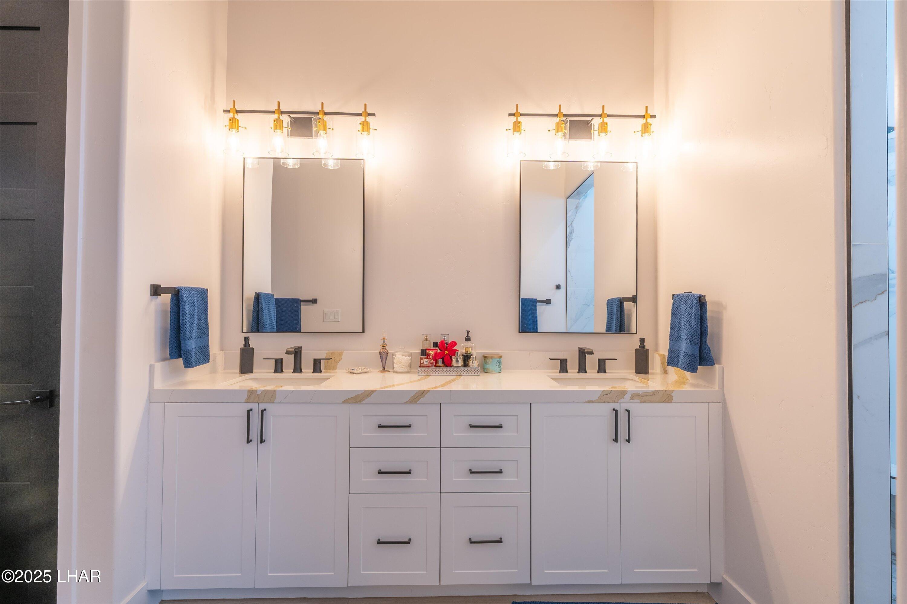 Berthoud, Colorado, 80513, United States, 5 Bedrooms Bedrooms, ,6 BathroomsBathrooms,Residential,Active,1877780