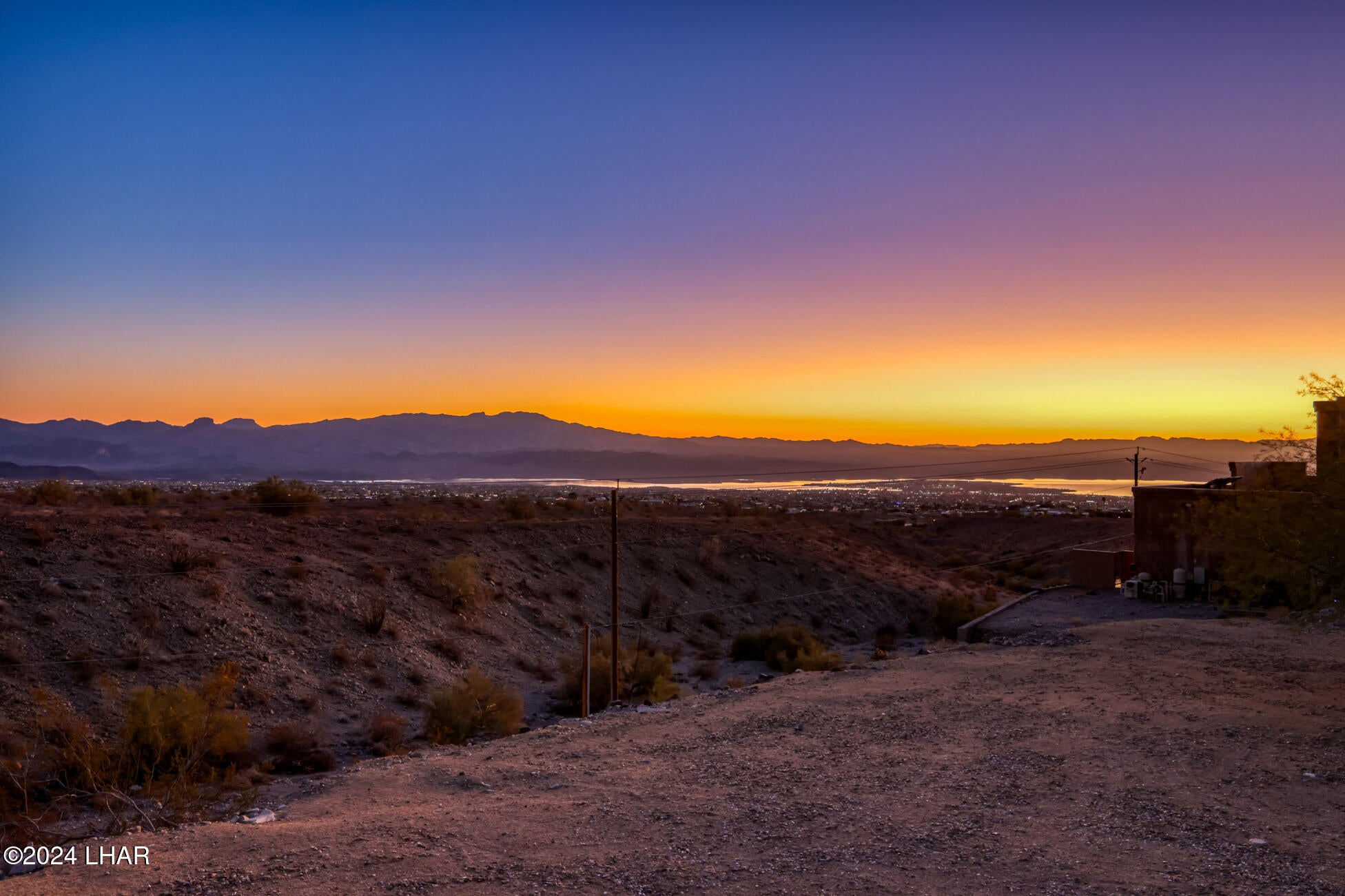 Lake Havasu City, Arizona, 86404, United States, 4 Bedrooms Bedrooms, ,6 BathroomsBathrooms,Residential,Active,1910151