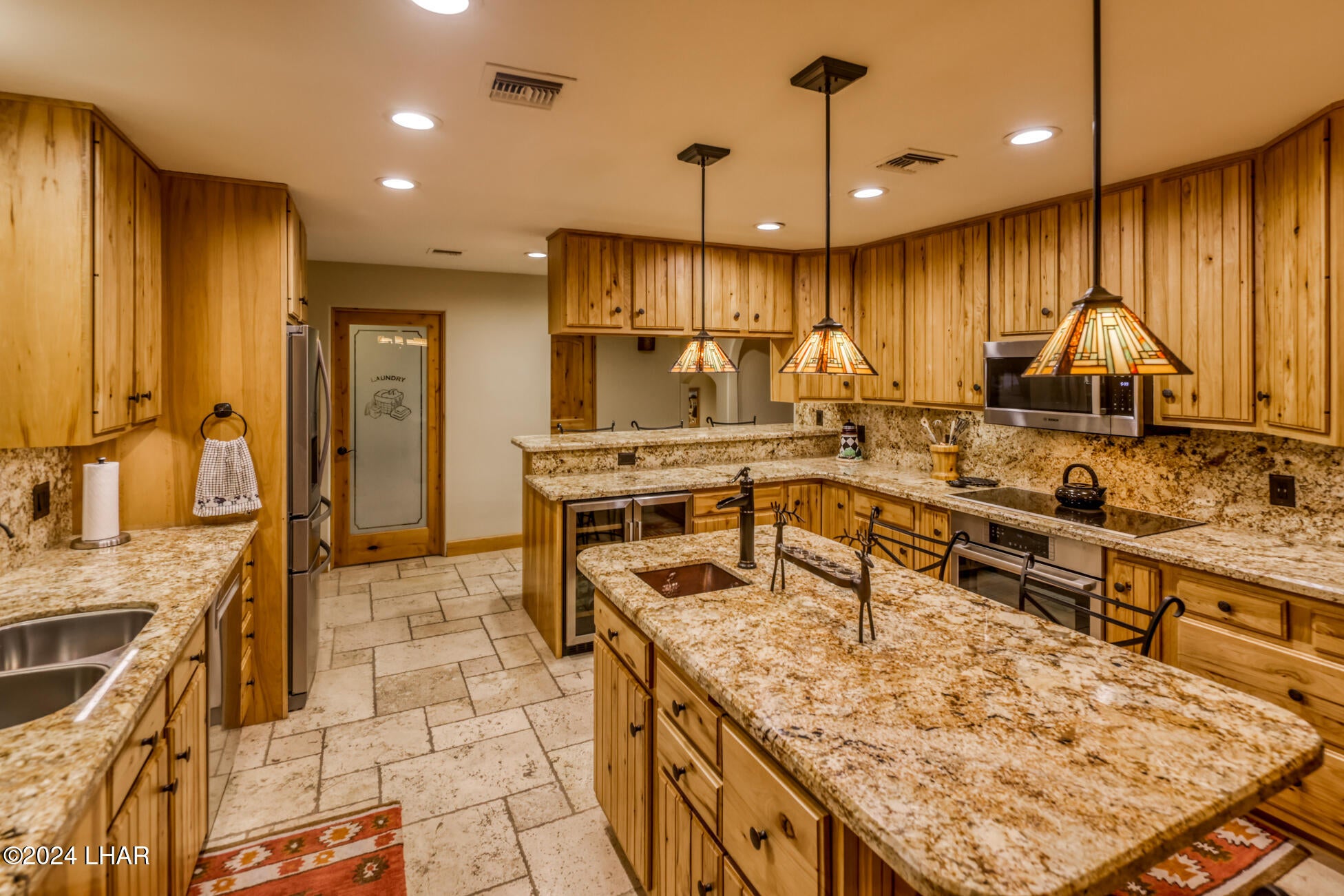 Lake Havasu City, Arizona, 86404, United States, 4 Bedrooms Bedrooms, ,6 BathroomsBathrooms,Residential,Active,1910151