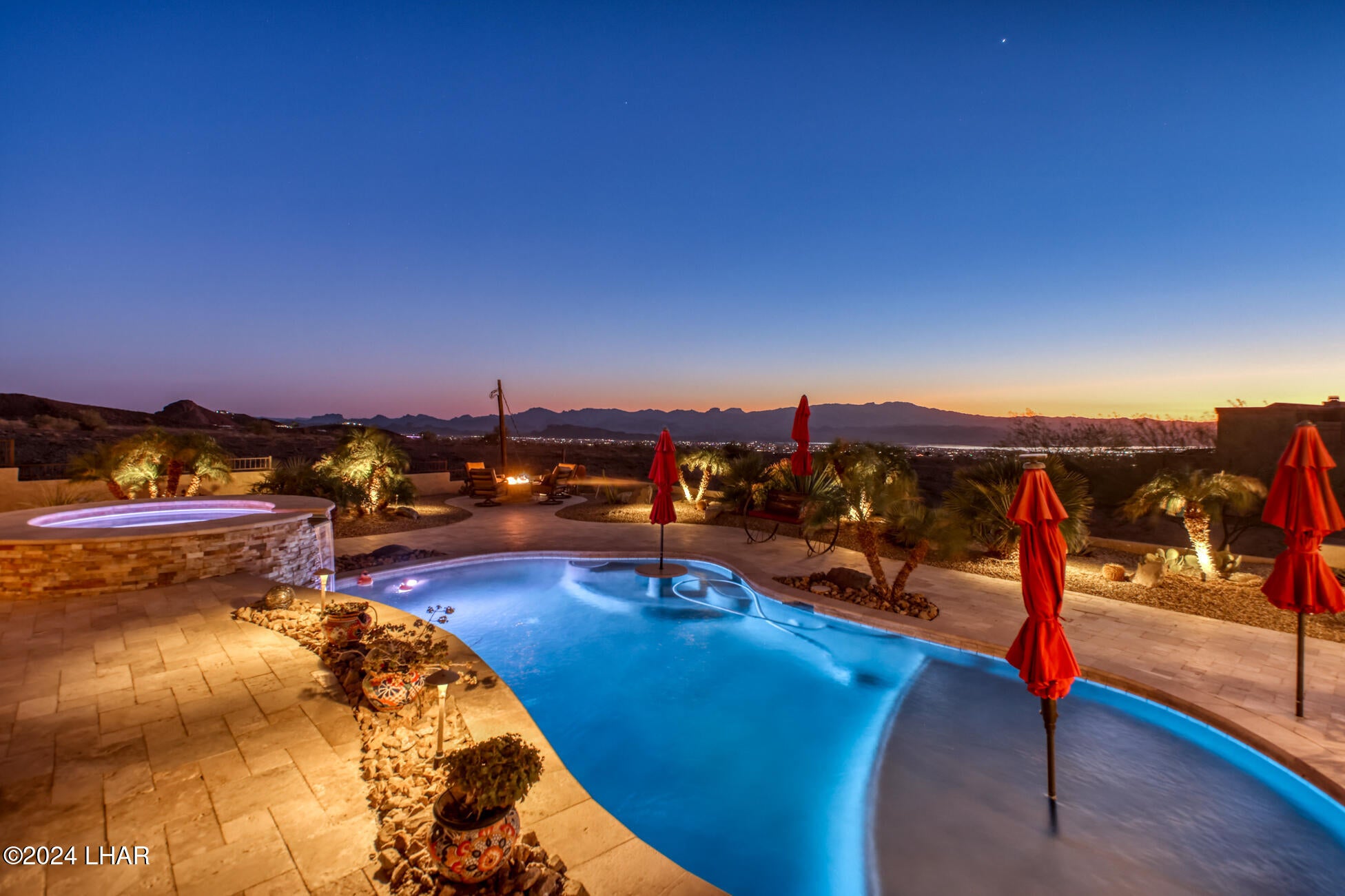 Lake Havasu City, Arizona, 86404, United States, 4 Bedrooms Bedrooms, ,6 BathroomsBathrooms,Residential,Active,1910151