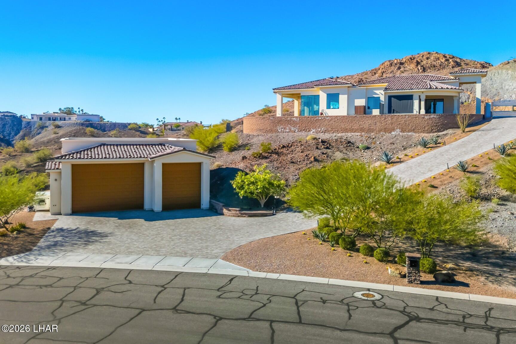 Lake Havasu City, Arizona, 86406, United States, 3 Bedrooms Bedrooms, ,5 BathroomsBathrooms,Residential,Active,2009159