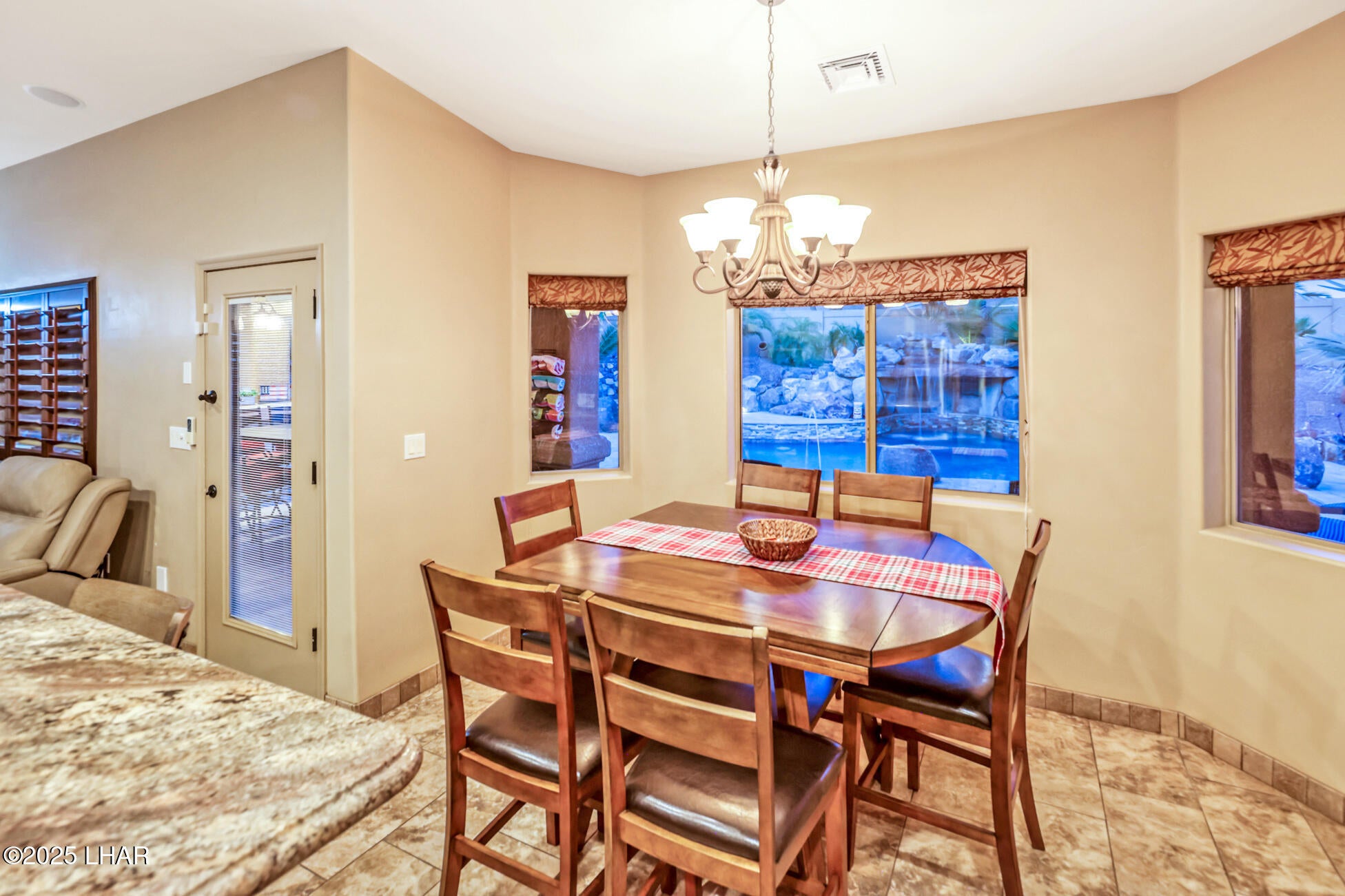 Lake Havasu City, Arizona, 86404, United States, ,3 BathroomsBathrooms,Residential,Active,1781881