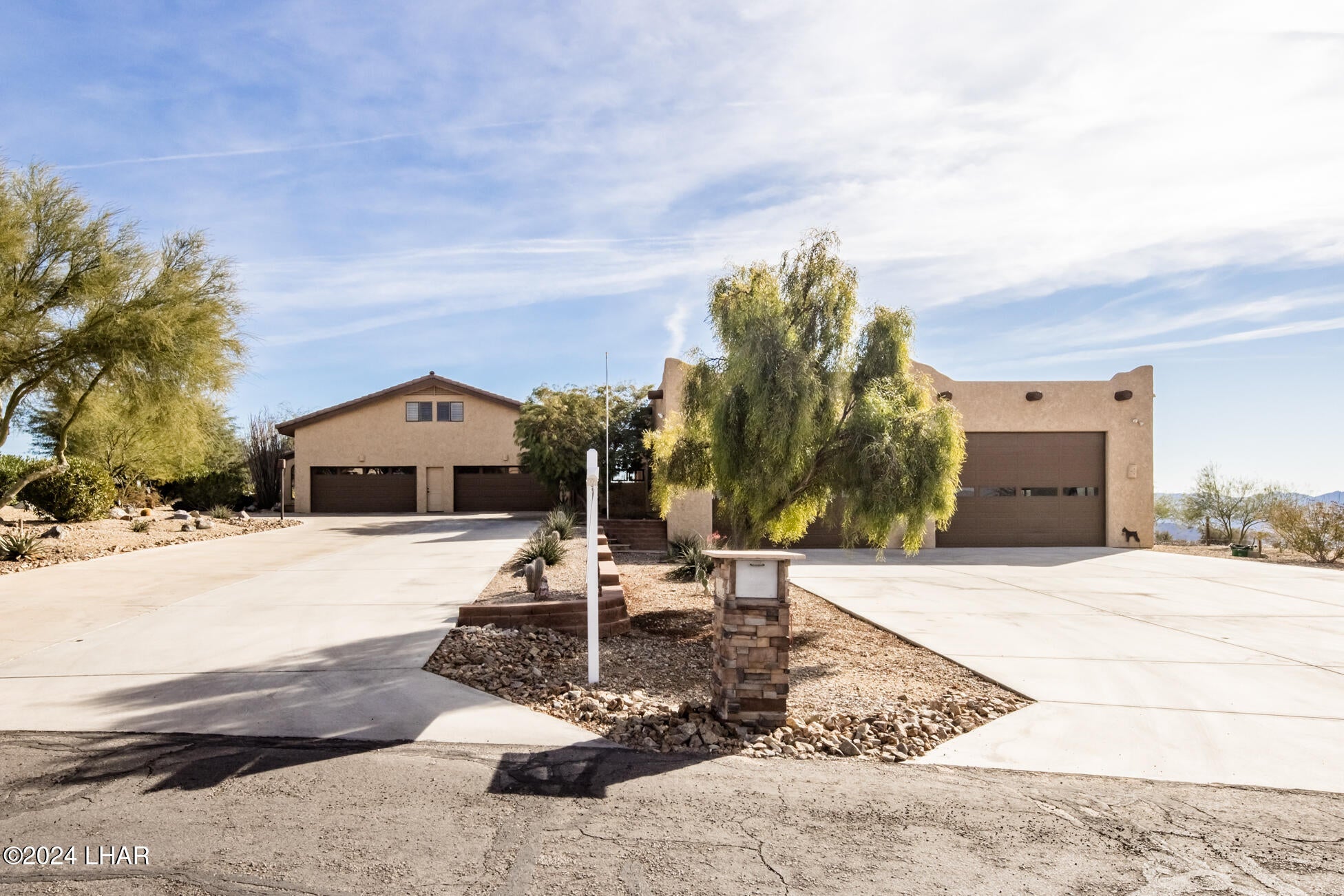 Lake Havasu City, Arizona, 86404, United States, 4 Bedrooms Bedrooms, ,6 BathroomsBathrooms,Residential,Active,1910151
