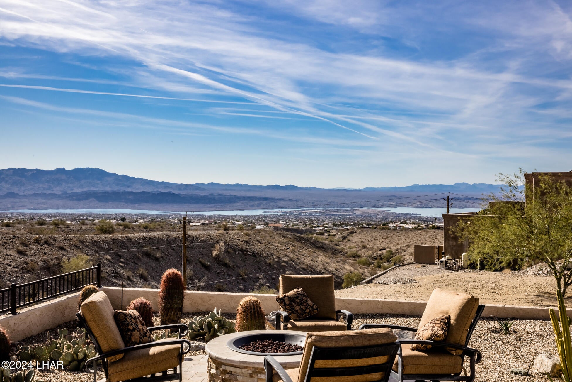 Lake Havasu City, Arizona, 86404, United States, 4 Bedrooms Bedrooms, ,6 BathroomsBathrooms,Residential,Active,1910151