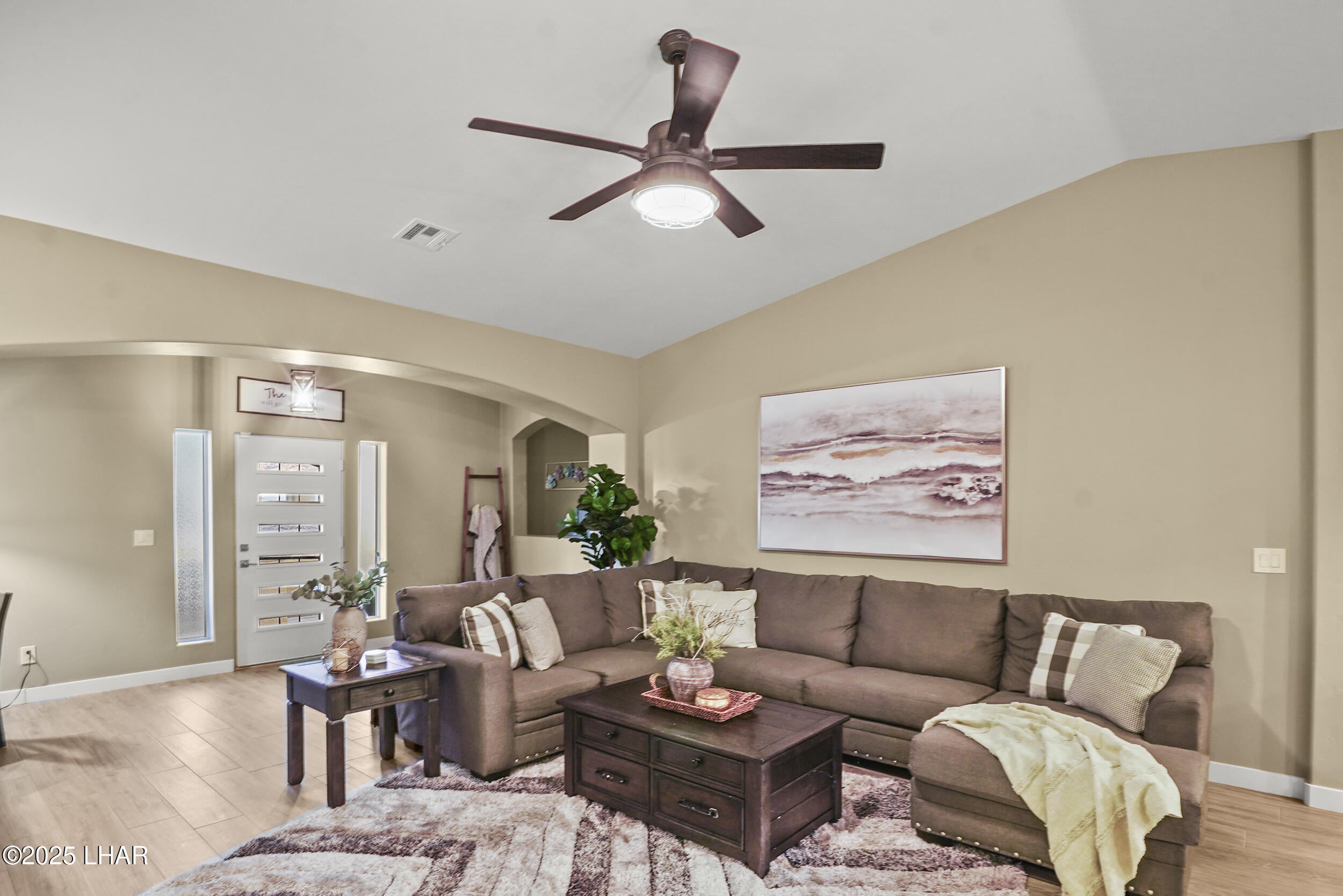 Lake Havasu City, Arizona, 86404, United States, 4 Bedrooms Bedrooms, ,3 BathroomsBathrooms,Residential,Active,1920257