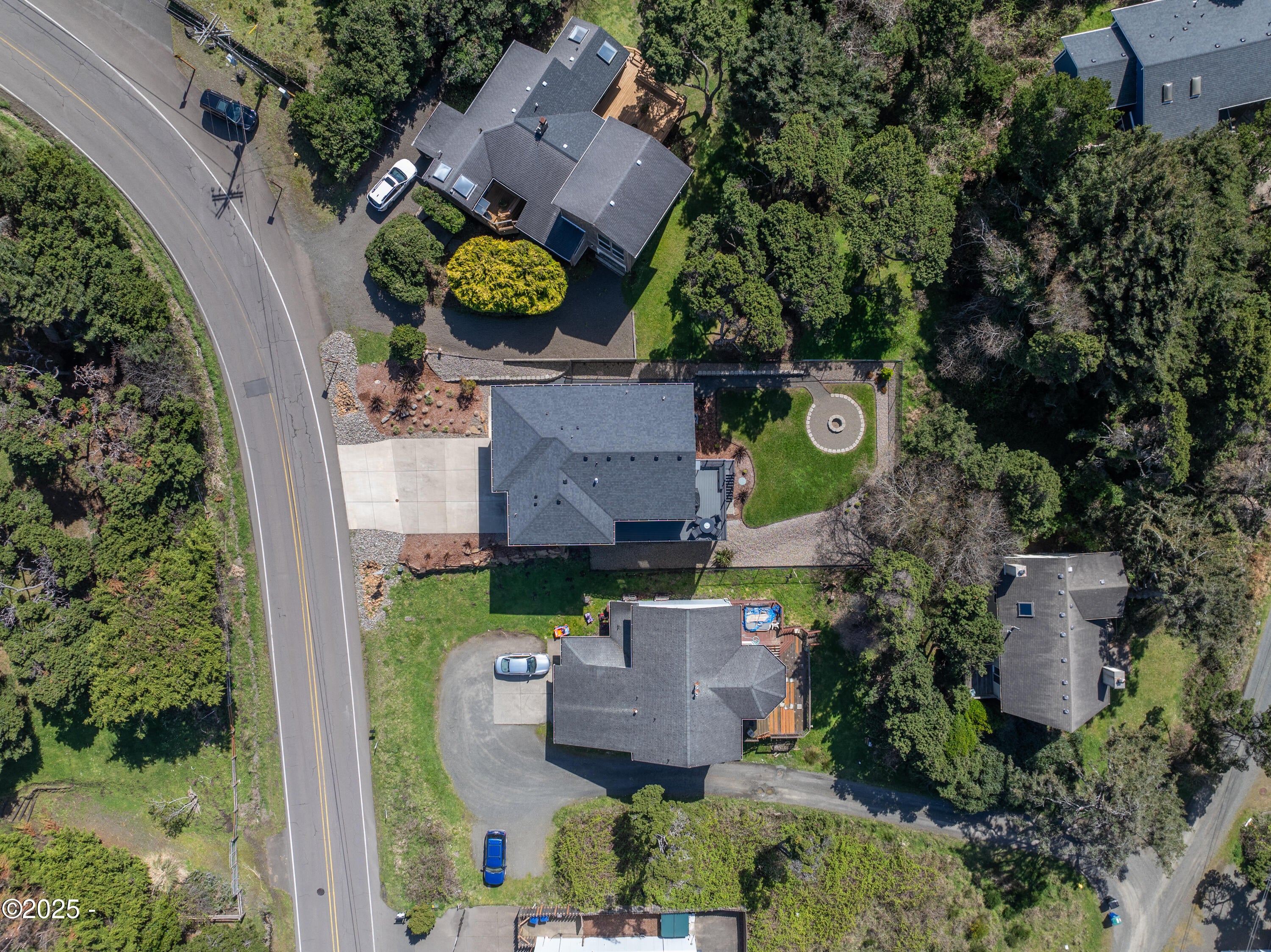 Lincoln City, Oregon, 97367, United States, 3 Bedrooms Bedrooms, ,3 BathroomsBathrooms,Residential,Active,1987257