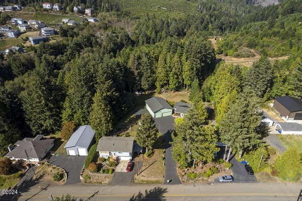 619 E COLLINS ST, DEPOE BAY, OR 97341 - Image 1