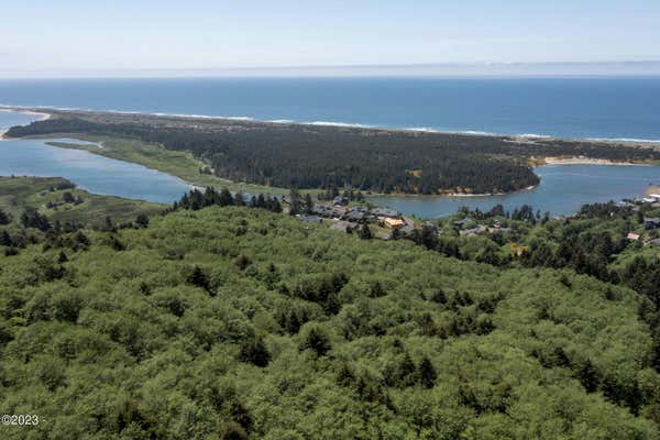 200 ACRES RESORT DR, PACIFIC CITY, OR 97135, photo 4 of 19