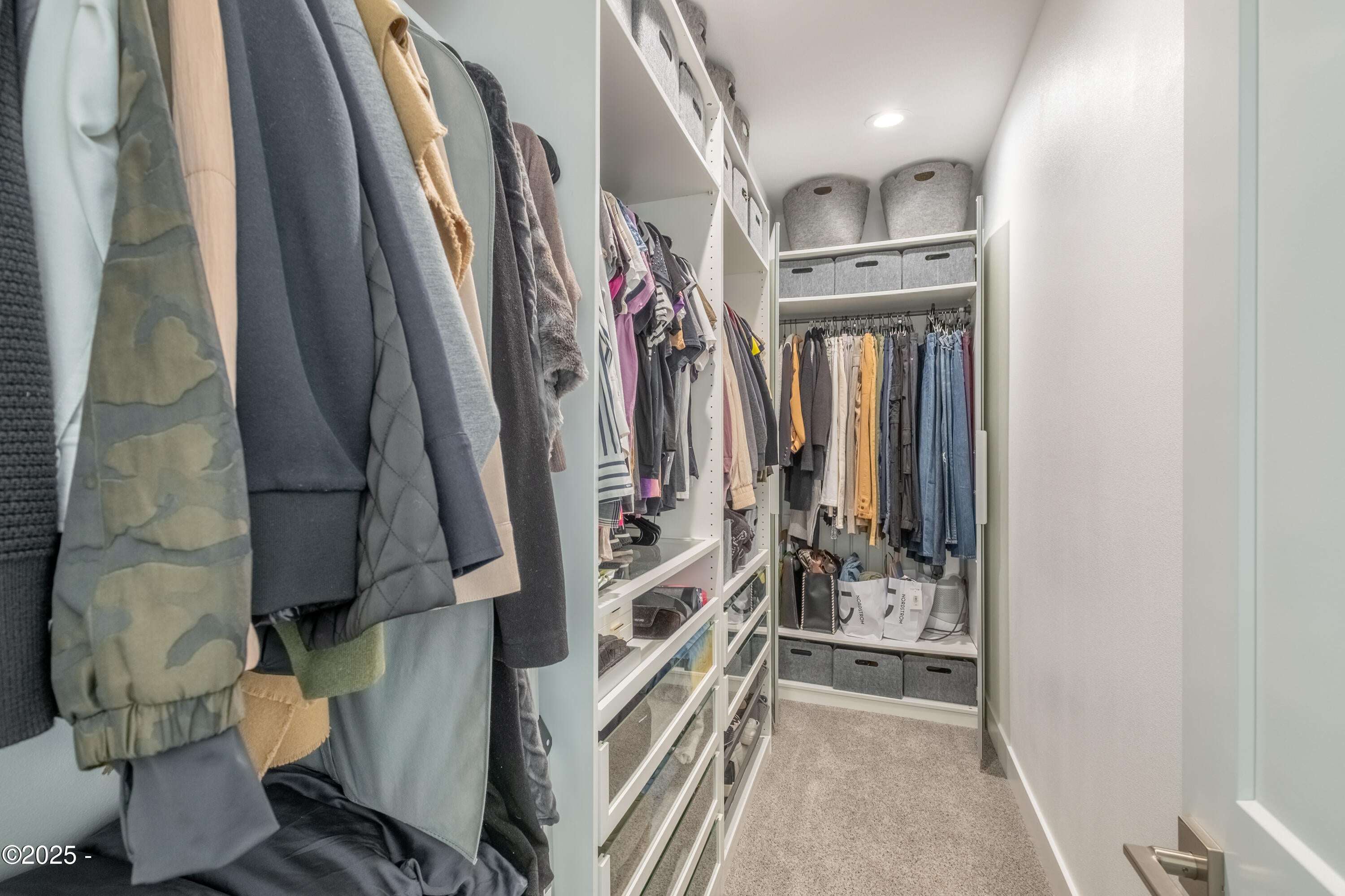 Lincoln City, Oregon, 97367, United States, 3 Bedrooms Bedrooms, ,3 BathroomsBathrooms,Residential,Active,1987257