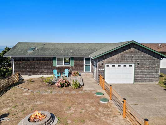 1709 NW CARTER CT, WALDPORT, OR 97394 - Image 1