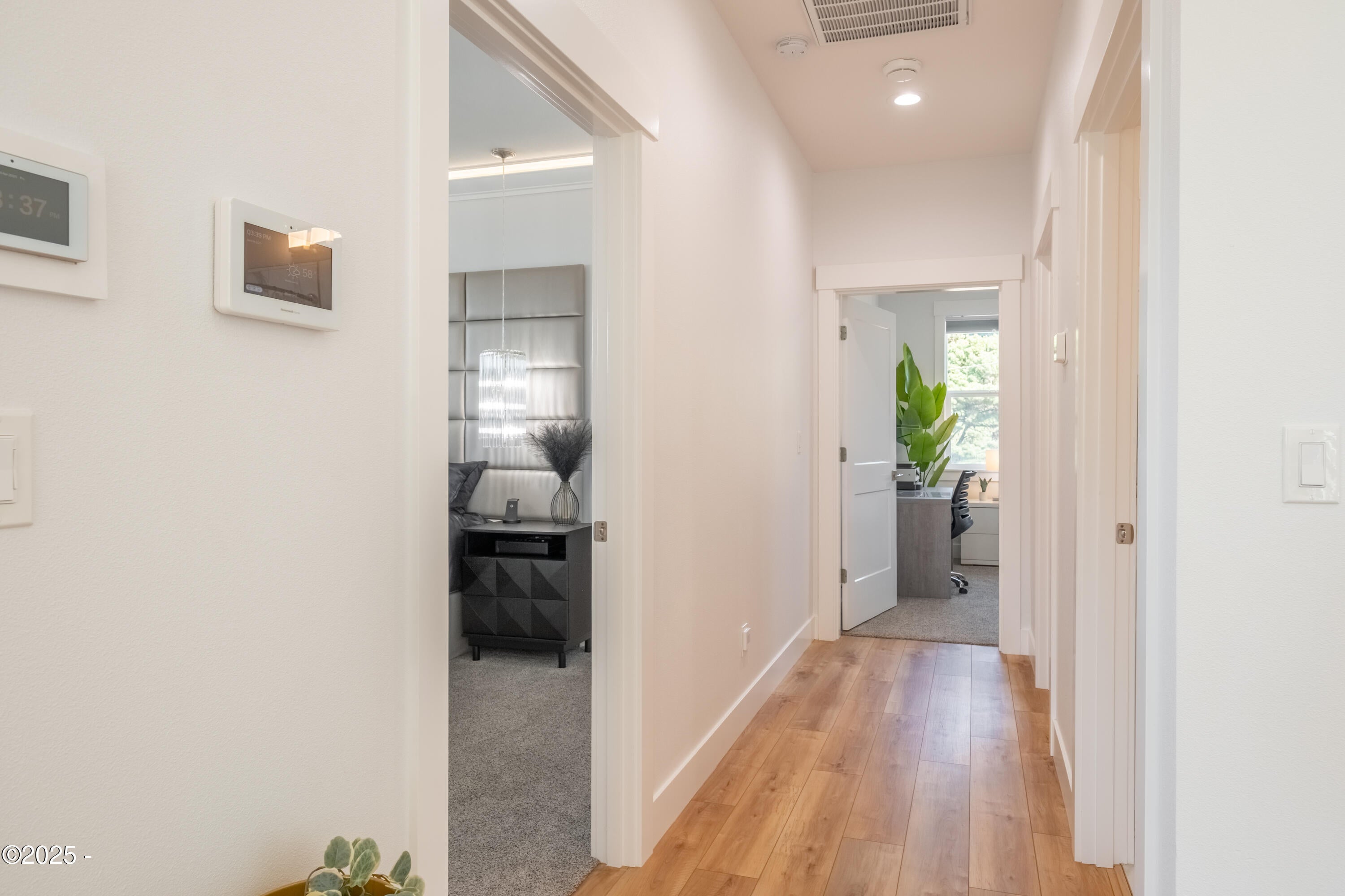 Lincoln City, Oregon, 97367, United States, 3 Bedrooms Bedrooms, ,3 BathroomsBathrooms,Residential,Active,1987257