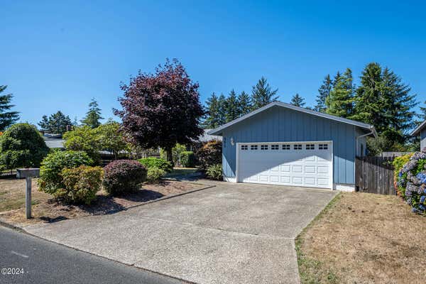 551 NE 20TH PL, NEWPORT, OR 97365, photo 2 of 45