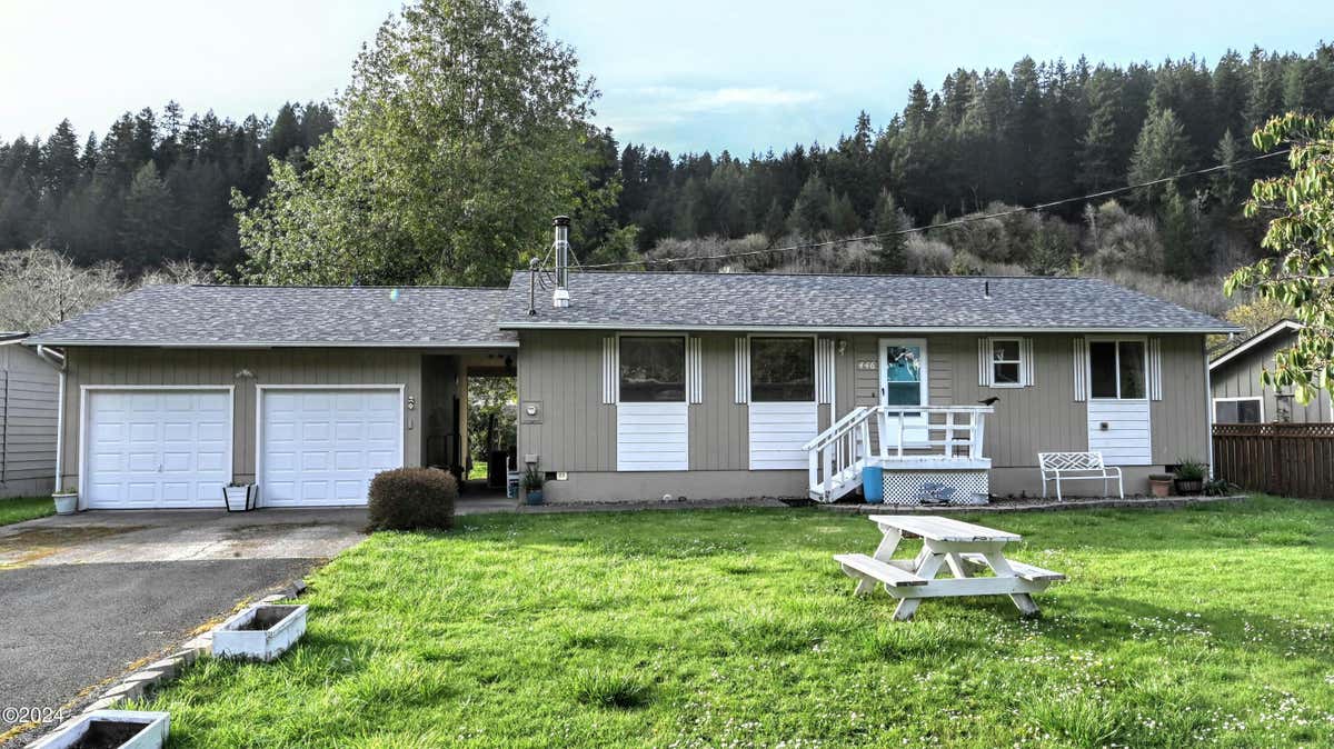 446 E EVANS DR, TIDEWATER, OR 97390, photo 1 of 28