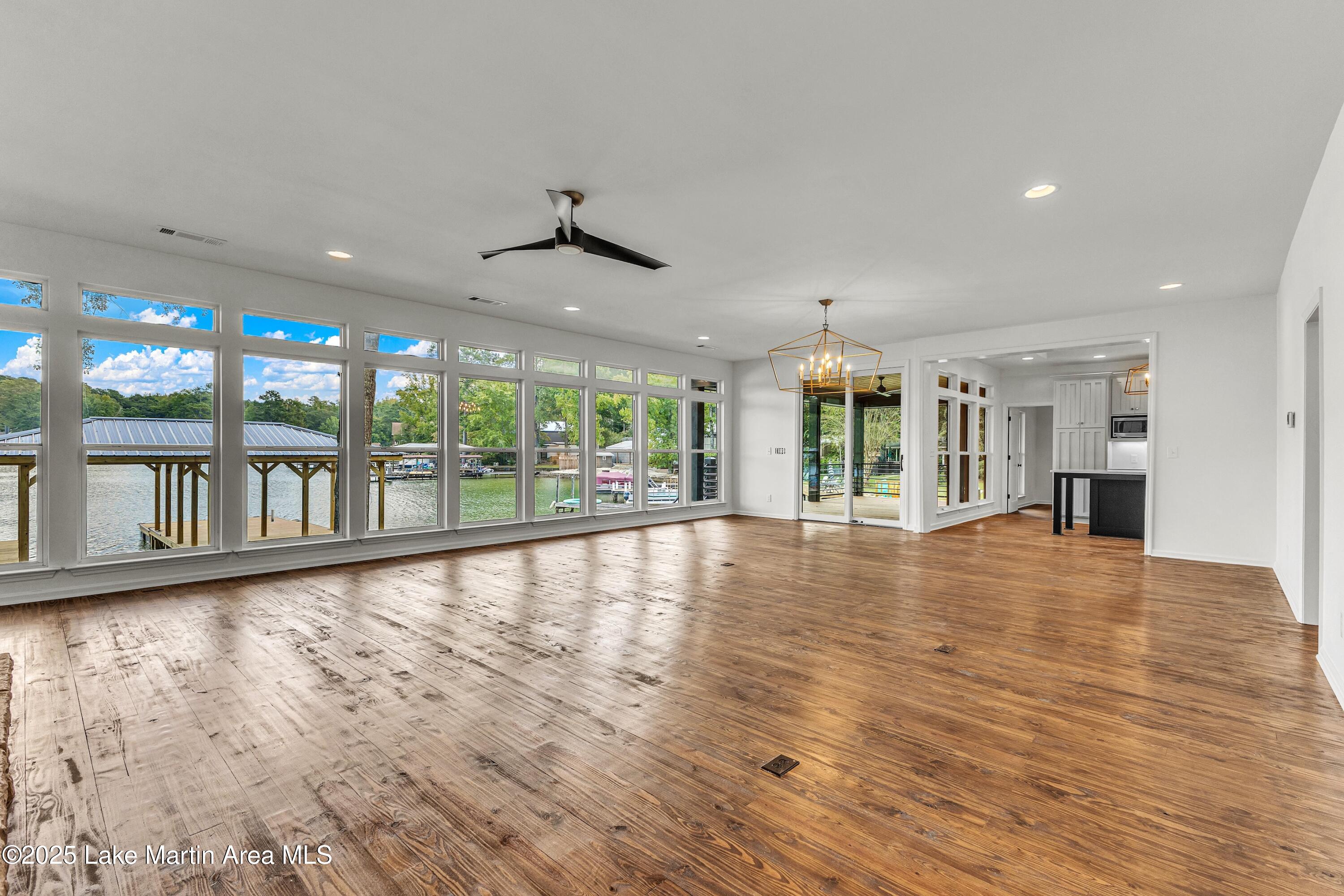 Eclectic, Alabama, 36024, United States, 4 Bedrooms Bedrooms, ,3 BathroomsBathrooms,Residential,Active,1946326