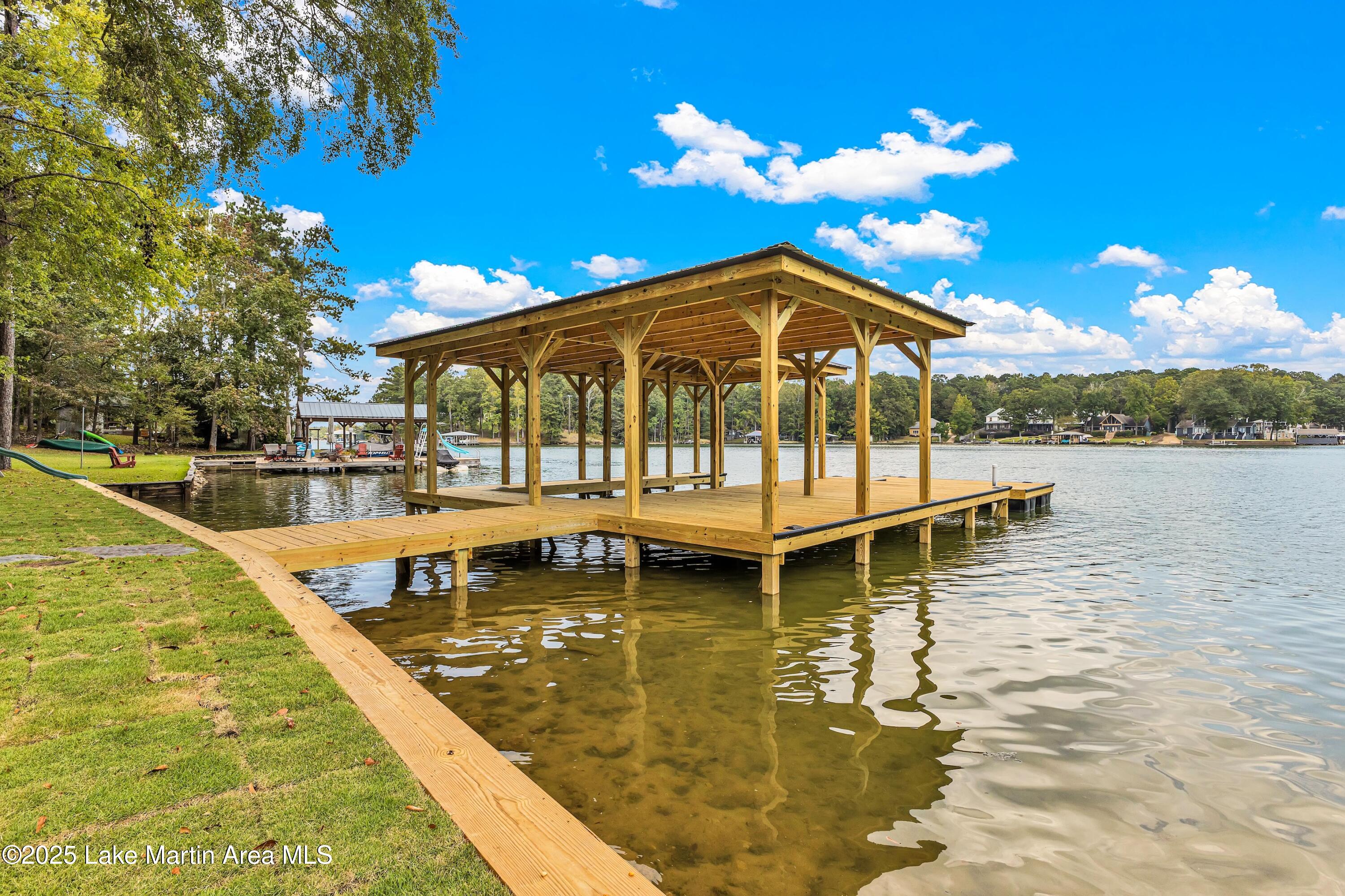 Eclectic, Alabama, 36024, United States, 4 Bedrooms Bedrooms, ,3 BathroomsBathrooms,Residential,Active,1946326