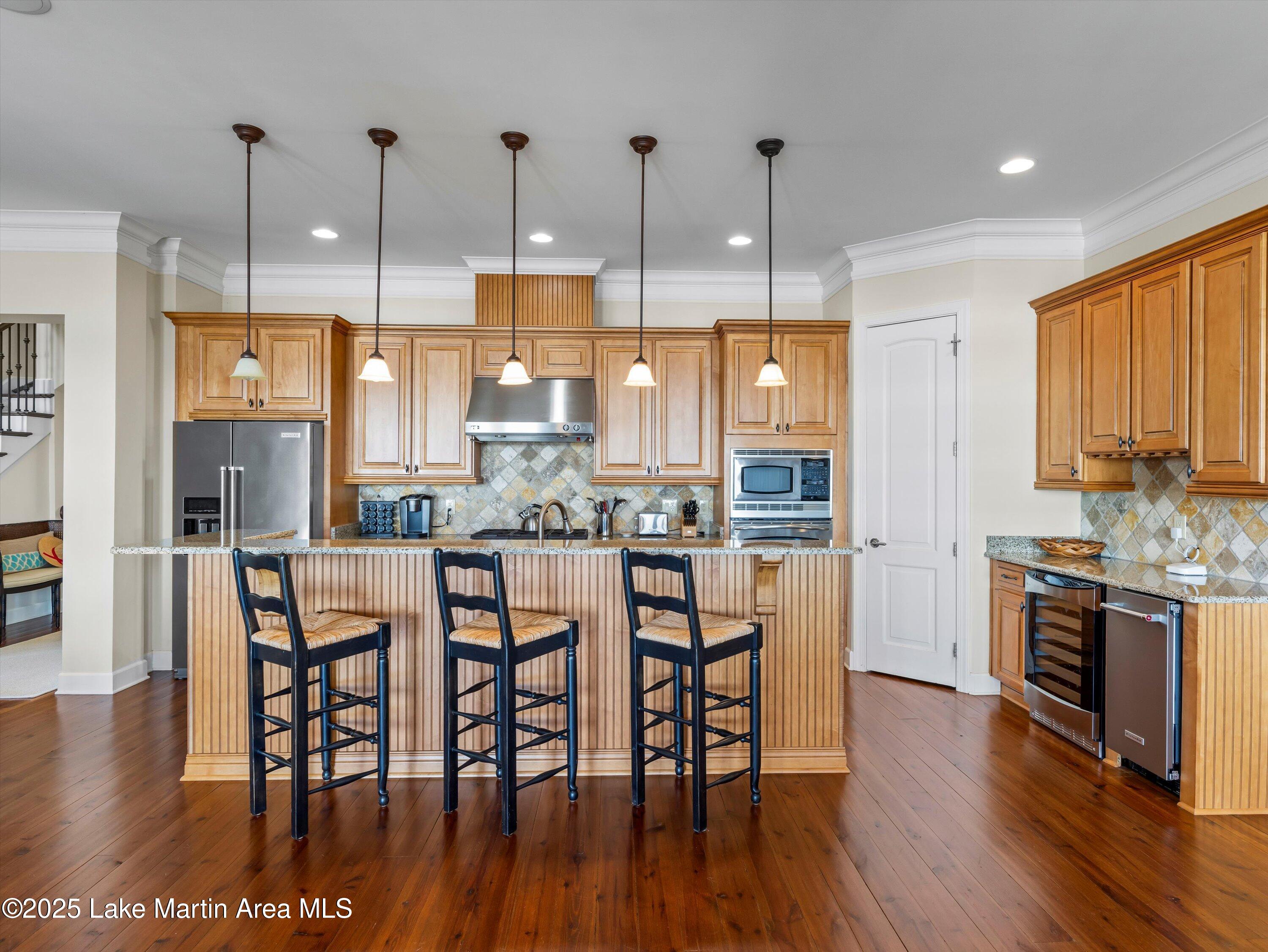 Alexander City, Alabama, 35010, United States, 6 Bedrooms Bedrooms, ,2 BathroomsBathrooms,Residential,Active,1990586