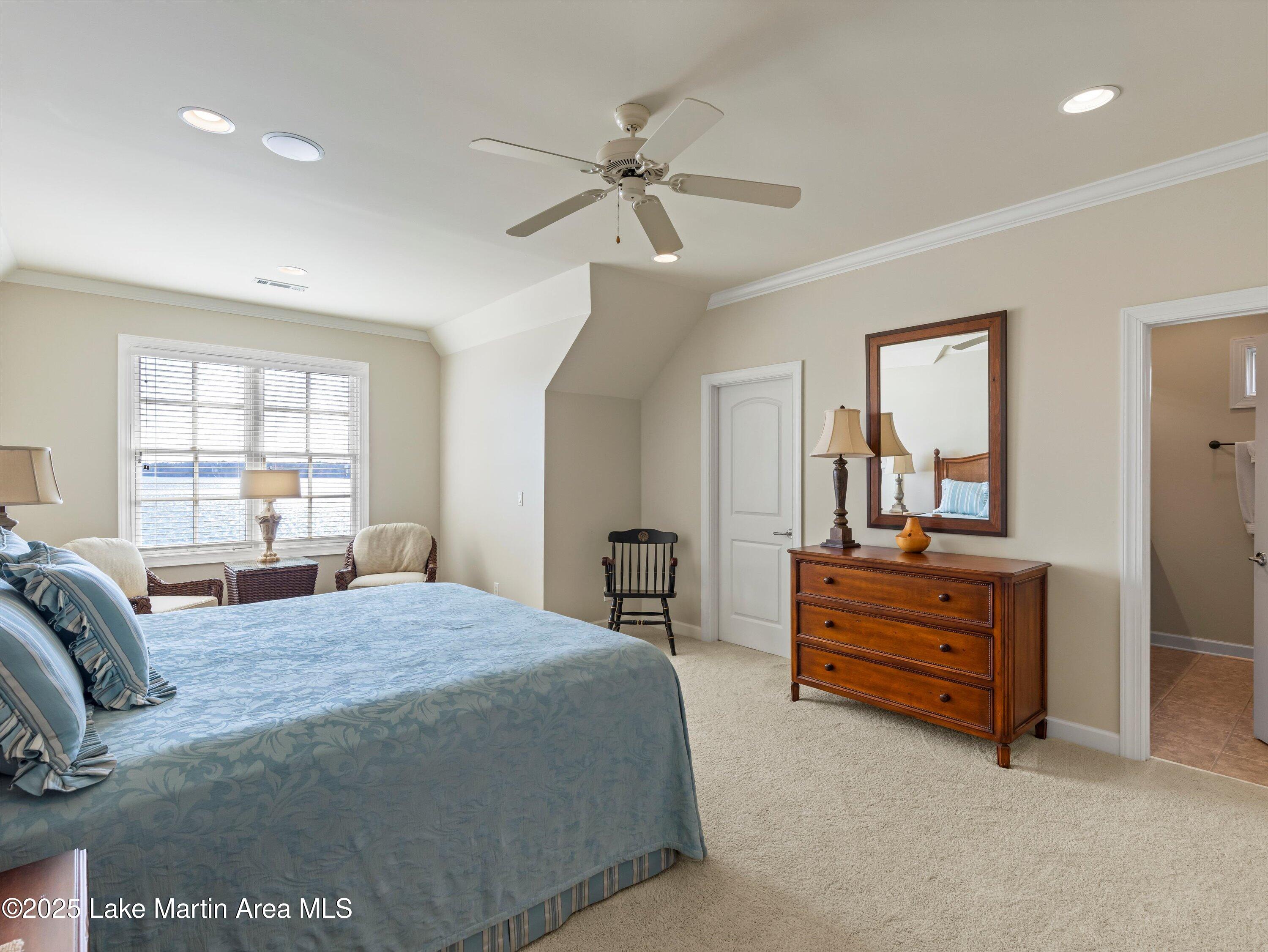 Alexander City, Alabama, 35010, United States, 6 Bedrooms Bedrooms, ,2 BathroomsBathrooms,Residential,Active,1990586