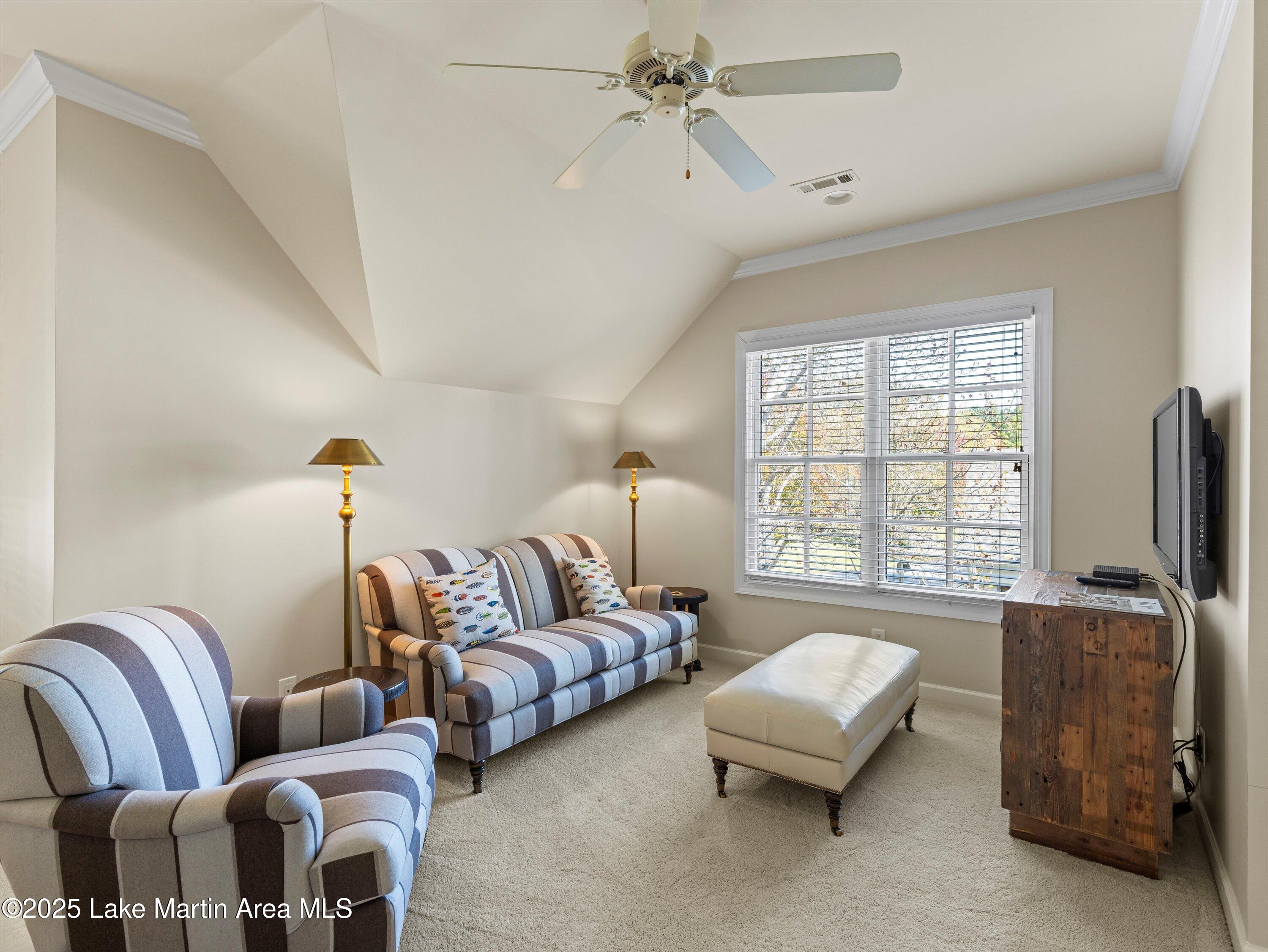 Alexander City, Alabama, 35010, United States, 6 Bedrooms Bedrooms, ,2 BathroomsBathrooms,Residential,Active,1990586