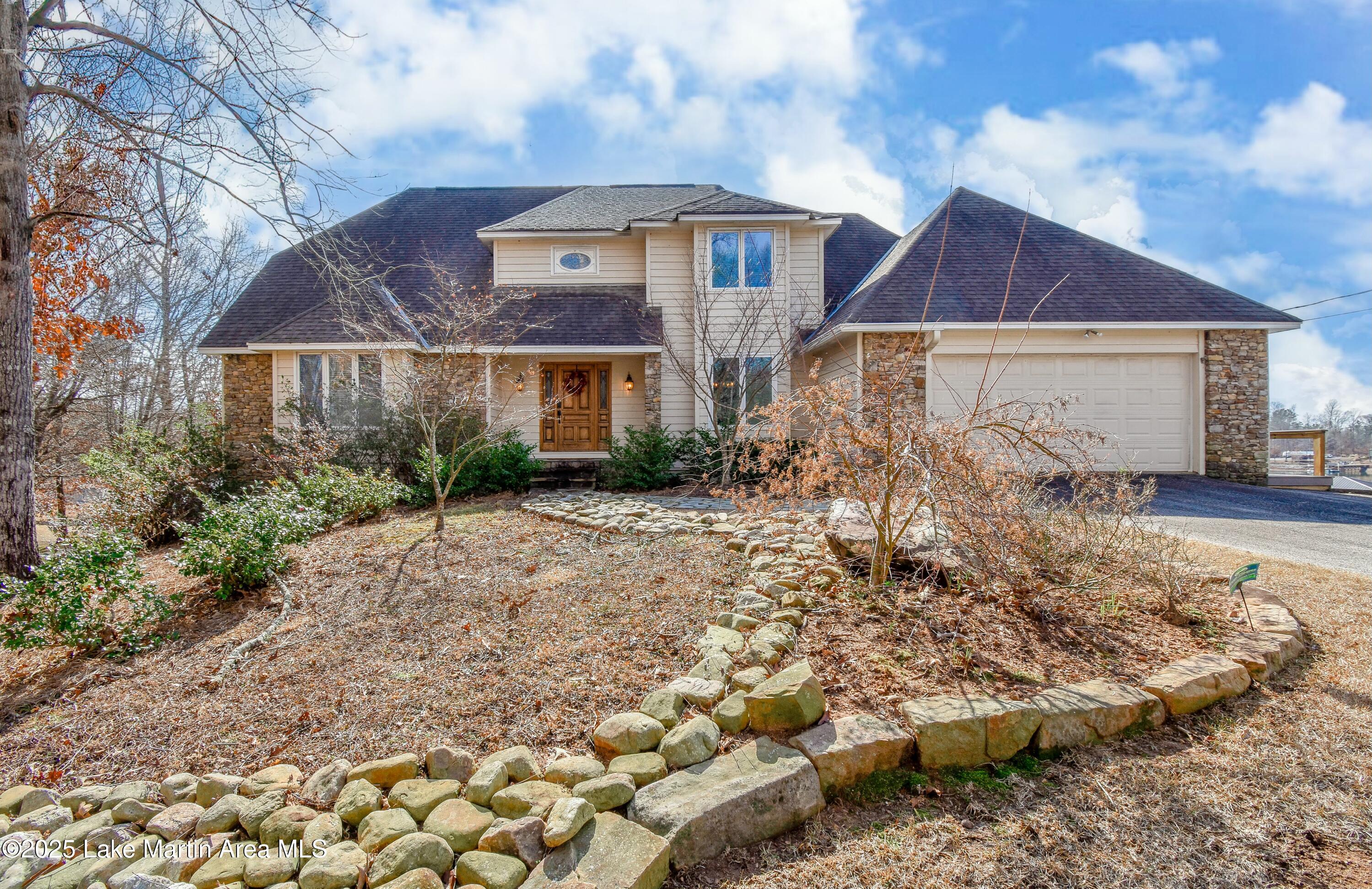 Jacksons Gap, Alabama, 36861, United States, ,5 BathroomsBathrooms,Residential,Active,1770190