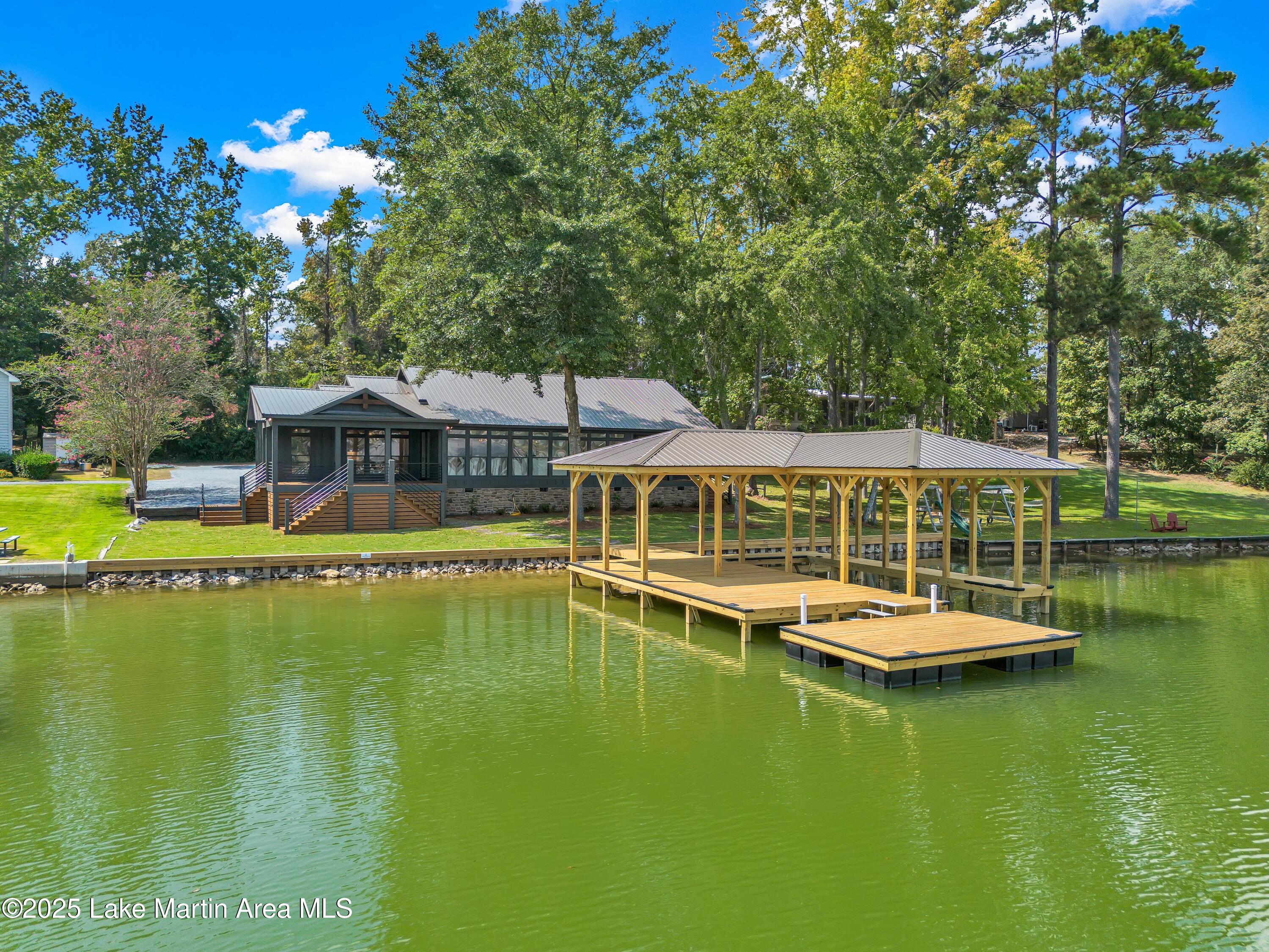 Eclectic, Alabama, 36024, United States, 4 Bedrooms Bedrooms, ,3 BathroomsBathrooms,Residential,Active,1946326