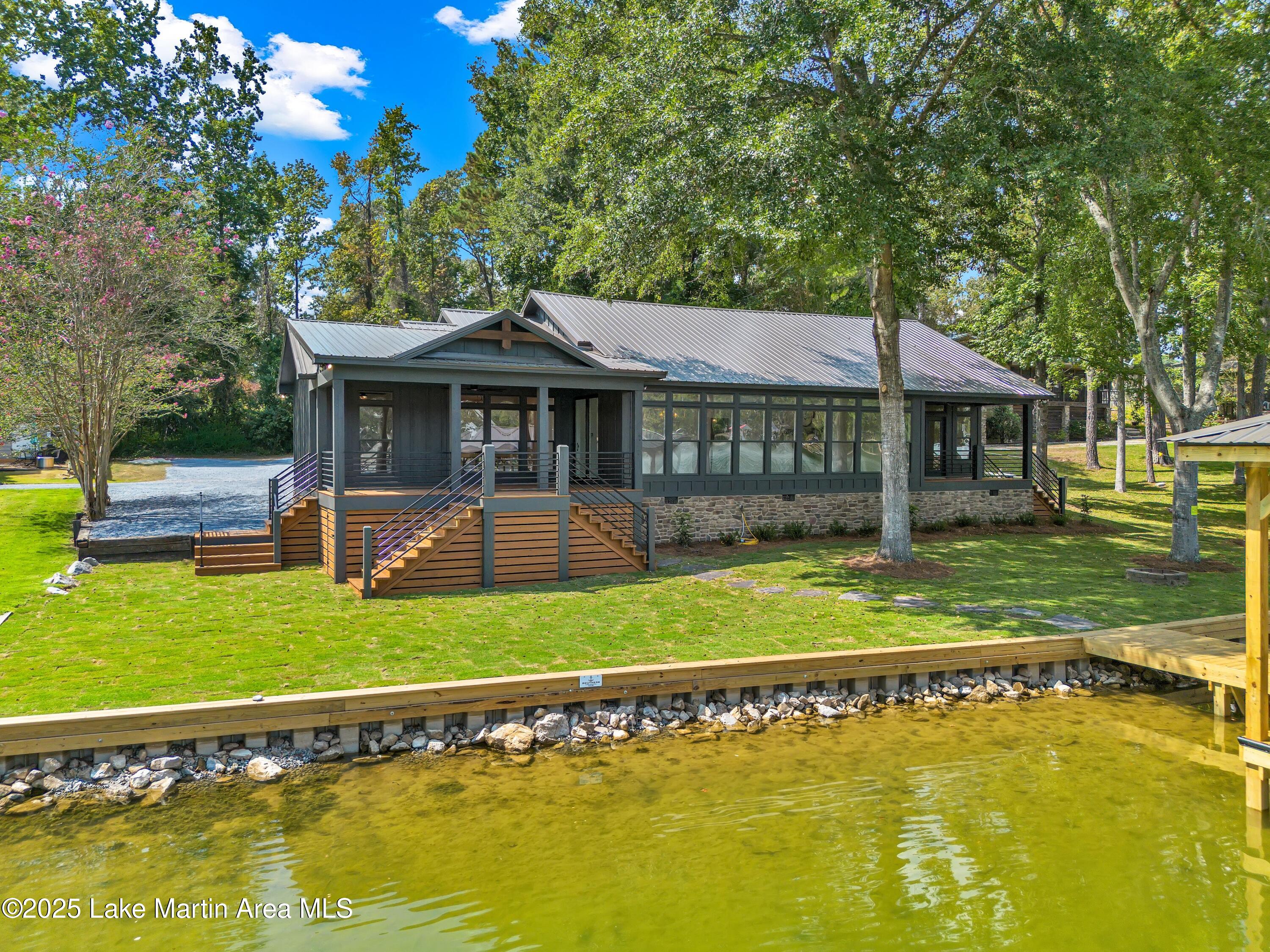 Eclectic, Alabama, 36024, United States, 4 Bedrooms Bedrooms, ,3 BathroomsBathrooms,Residential,Active,1946326