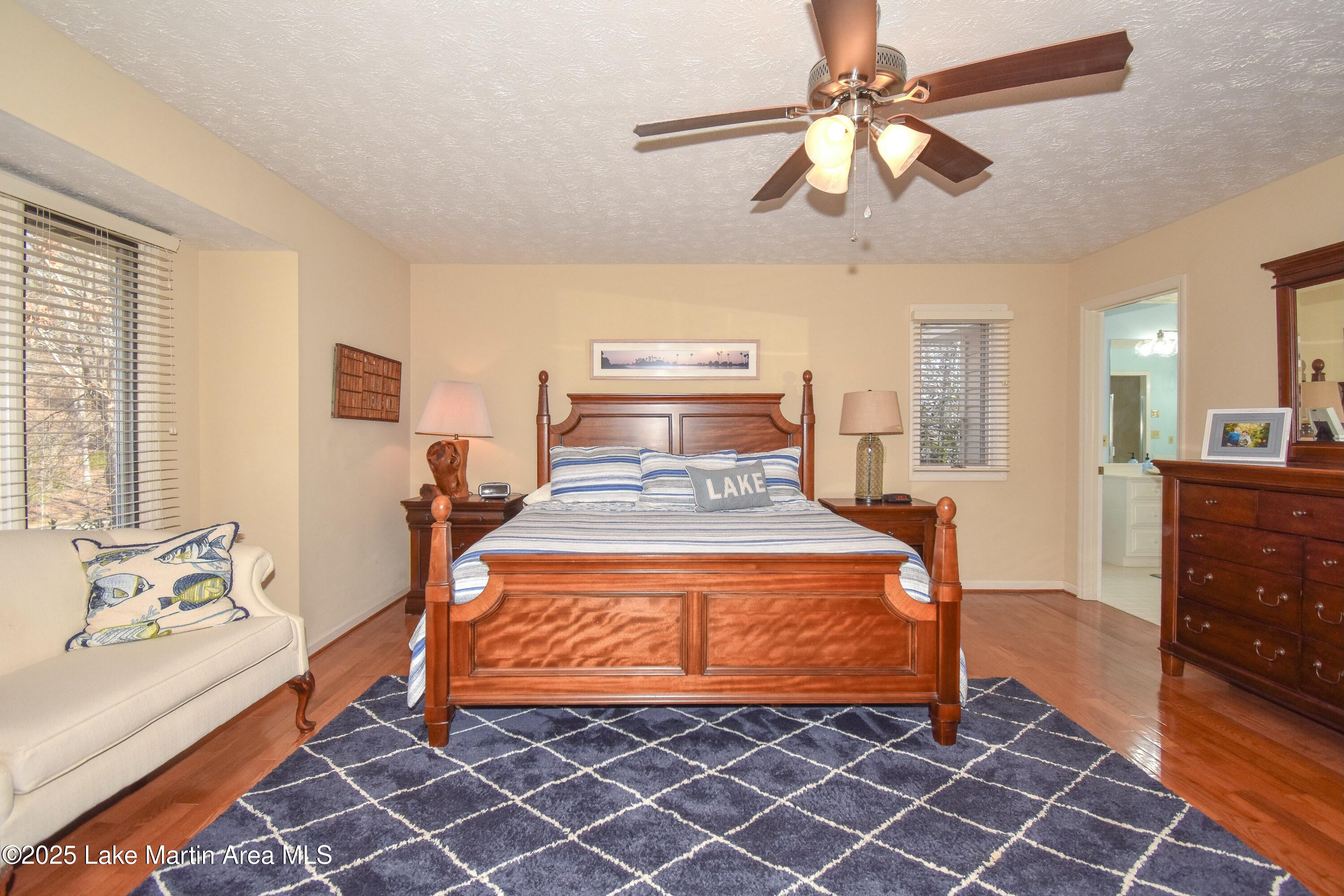 Jacksons Gap, Alabama, 36861, United States, ,5 BathroomsBathrooms,Residential,Active,1770190