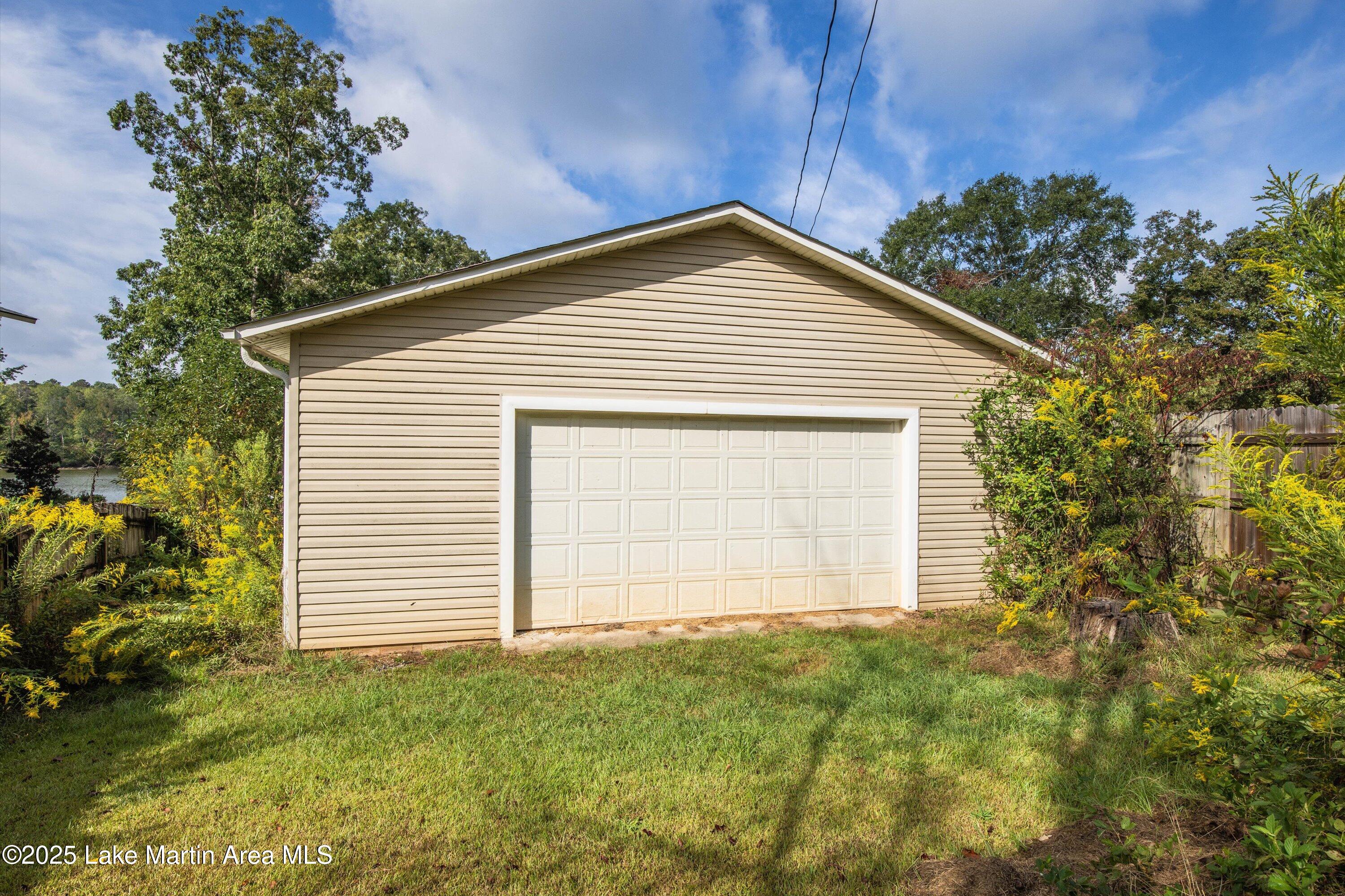 Jacksons Gap, Alabama, 36861, United States, 4 Bedrooms Bedrooms, ,4 BathroomsBathrooms,Residential,Active,1953029