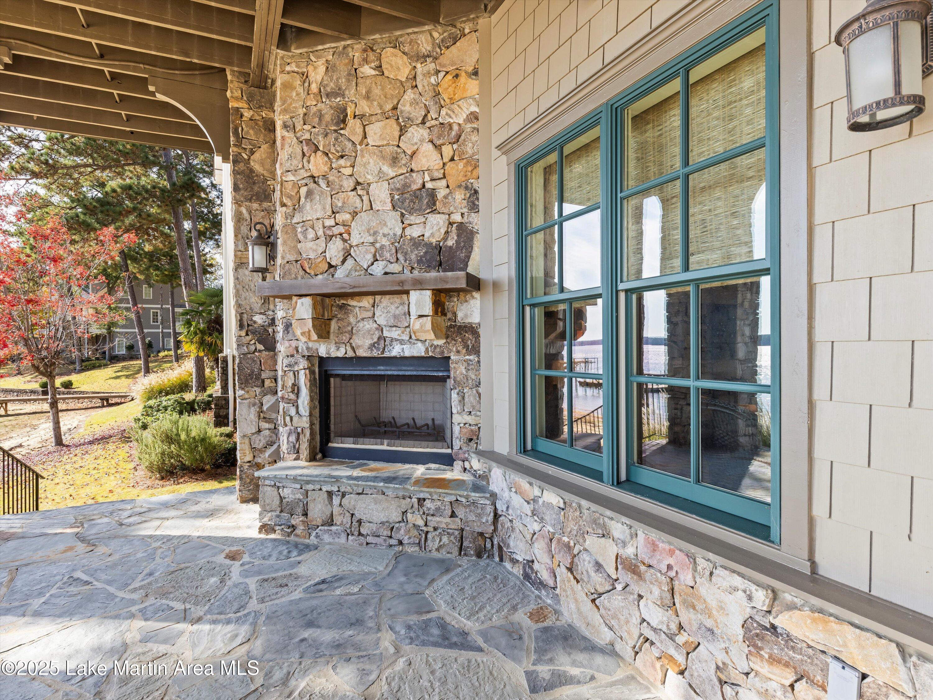 Alexander City, Alabama, 35010, United States, 6 Bedrooms Bedrooms, ,2 BathroomsBathrooms,Residential,Active,1990586