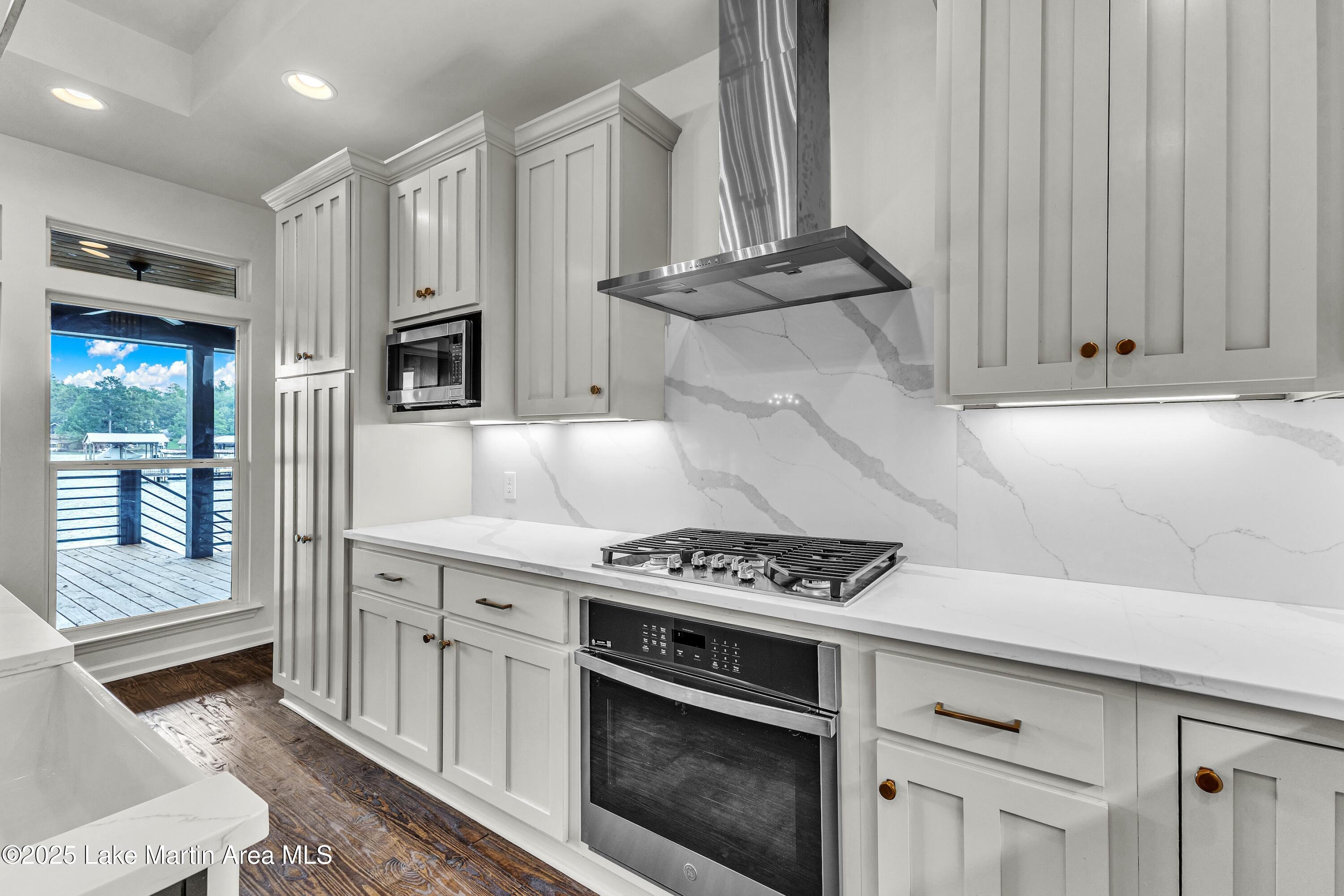 Eclectic, Alabama, 36024, United States, 4 Bedrooms Bedrooms, ,3 BathroomsBathrooms,Residential,Active,1946326