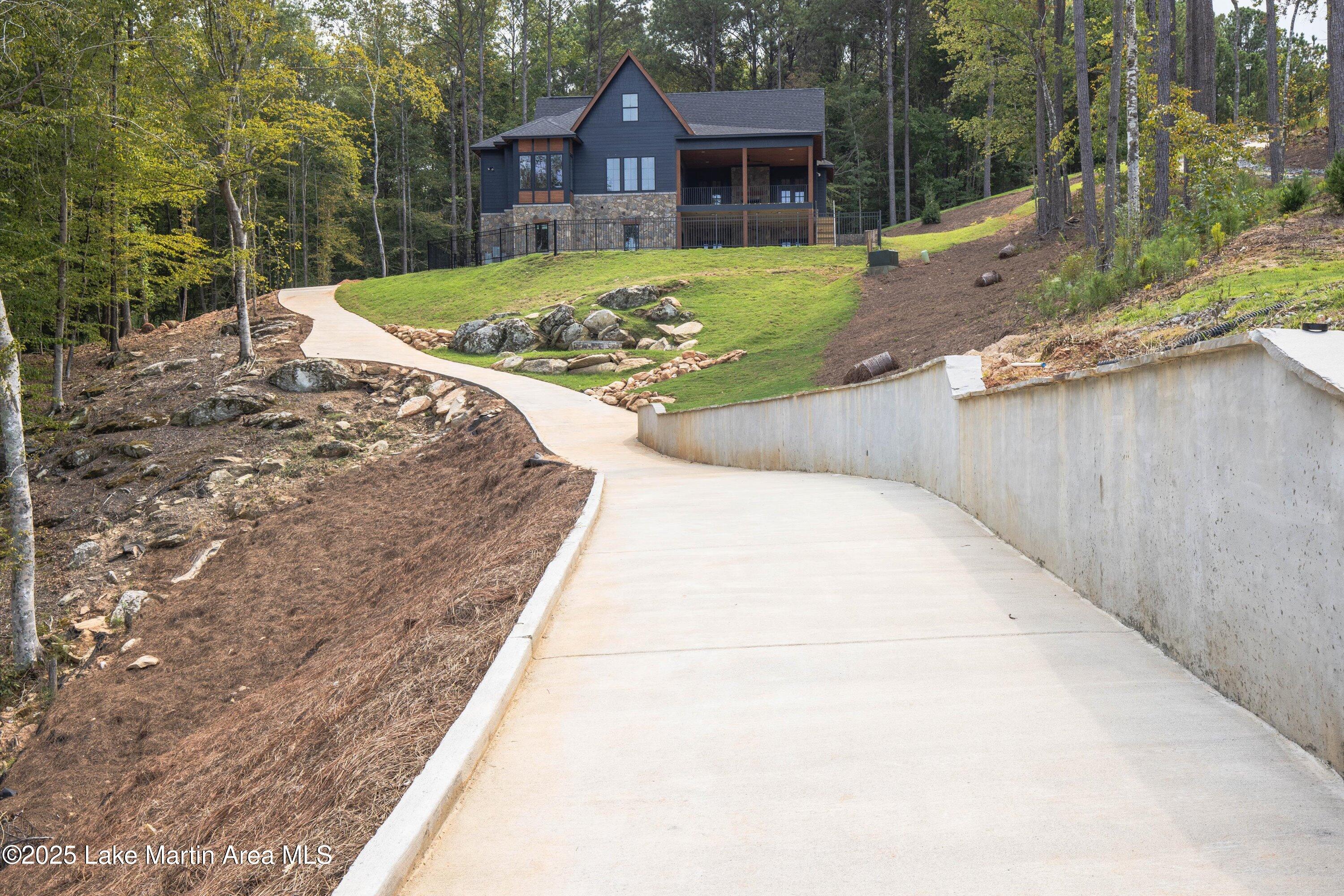 Jacksons Gap, Alabama, 36861, United States, 4 Bedrooms Bedrooms, ,4 BathroomsBathrooms,Residential,Active,1806577