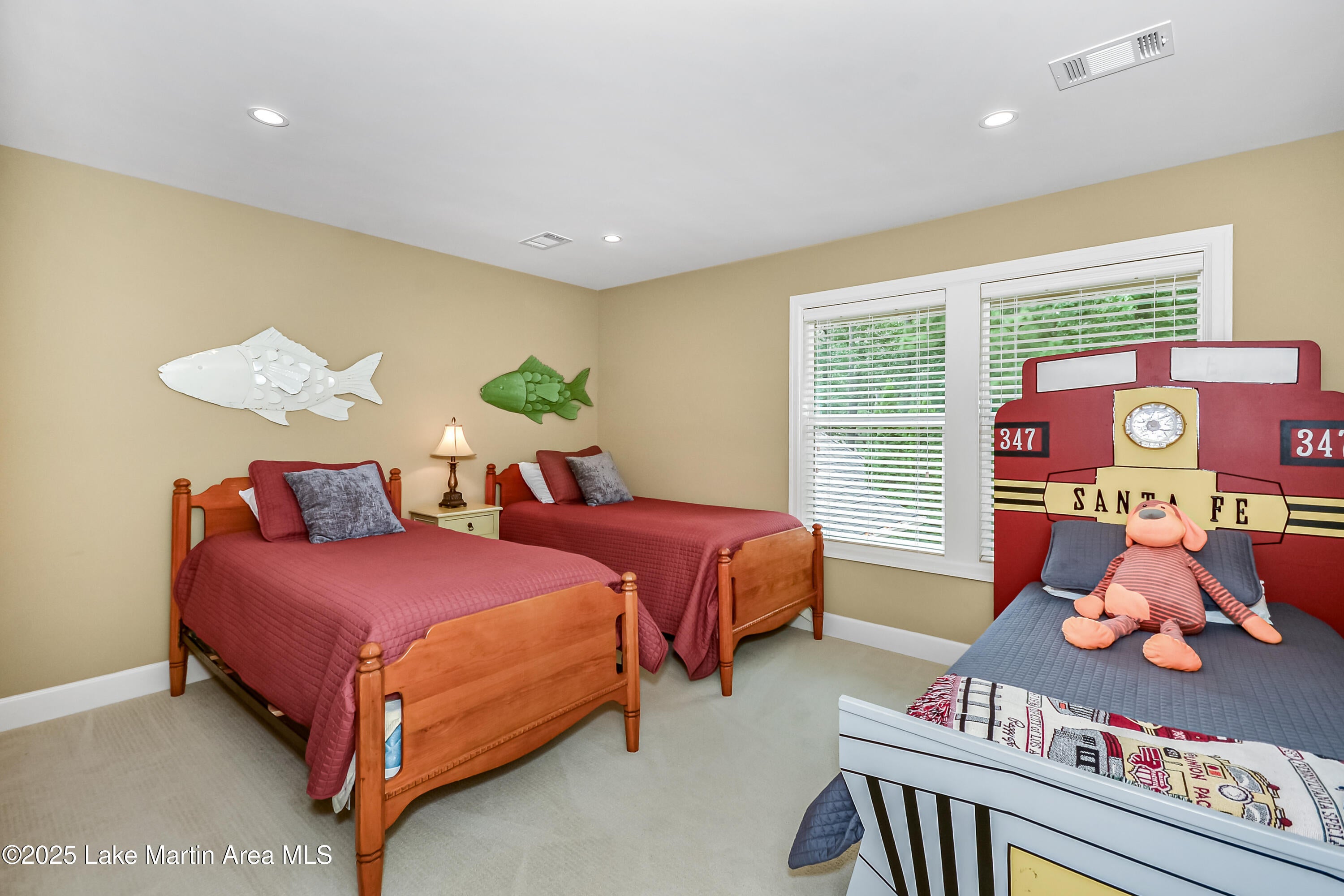 Dadeville, Alabama, 36853, United States, 5 Bedrooms Bedrooms, ,4 BathroomsBathrooms,Residential,Active,1898205