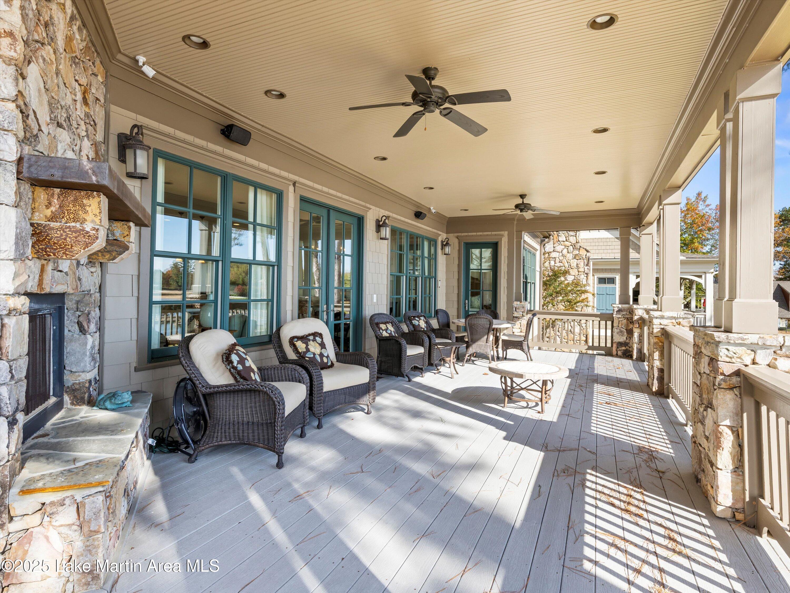 Alexander City, Alabama, 35010, United States, 6 Bedrooms Bedrooms, ,2 BathroomsBathrooms,Residential,Active,1990586