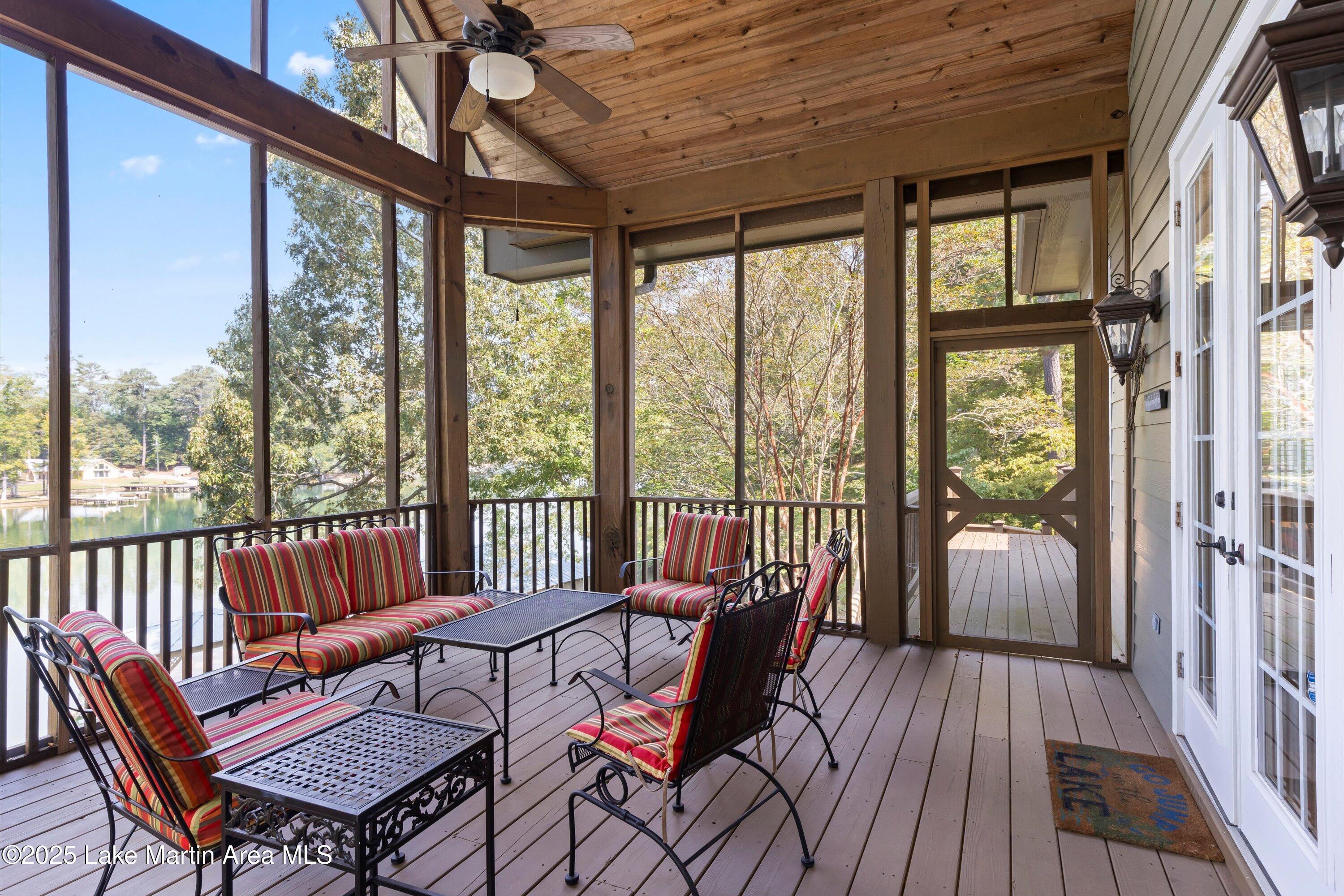 Alexander City, Alabama, 35010, United States, 6 Bedrooms Bedrooms, ,5 BathroomsBathrooms,Residential,Active,1953276