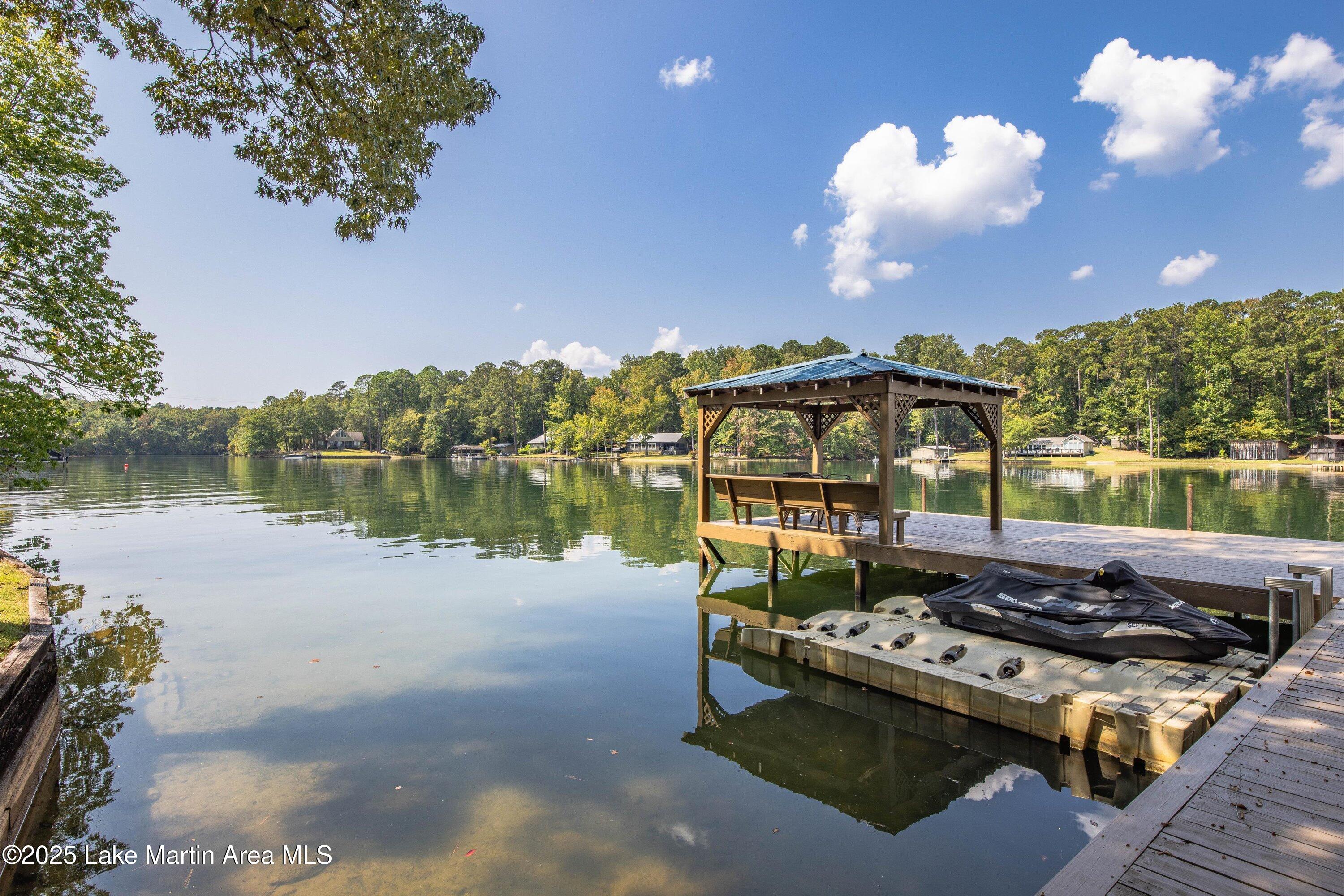 Alexander City, Alabama, 35010, United States, 6 Bedrooms Bedrooms, ,5 BathroomsBathrooms,Residential,Active,1953276