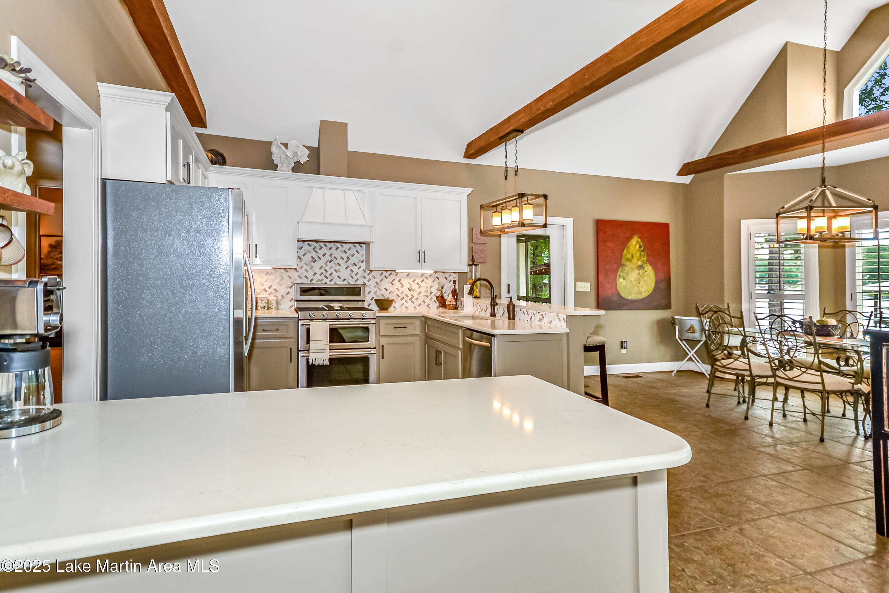 Dadeville, Alabama, 36853, United States, 5 Bedrooms Bedrooms, ,4 BathroomsBathrooms,Residential,Active,1898205