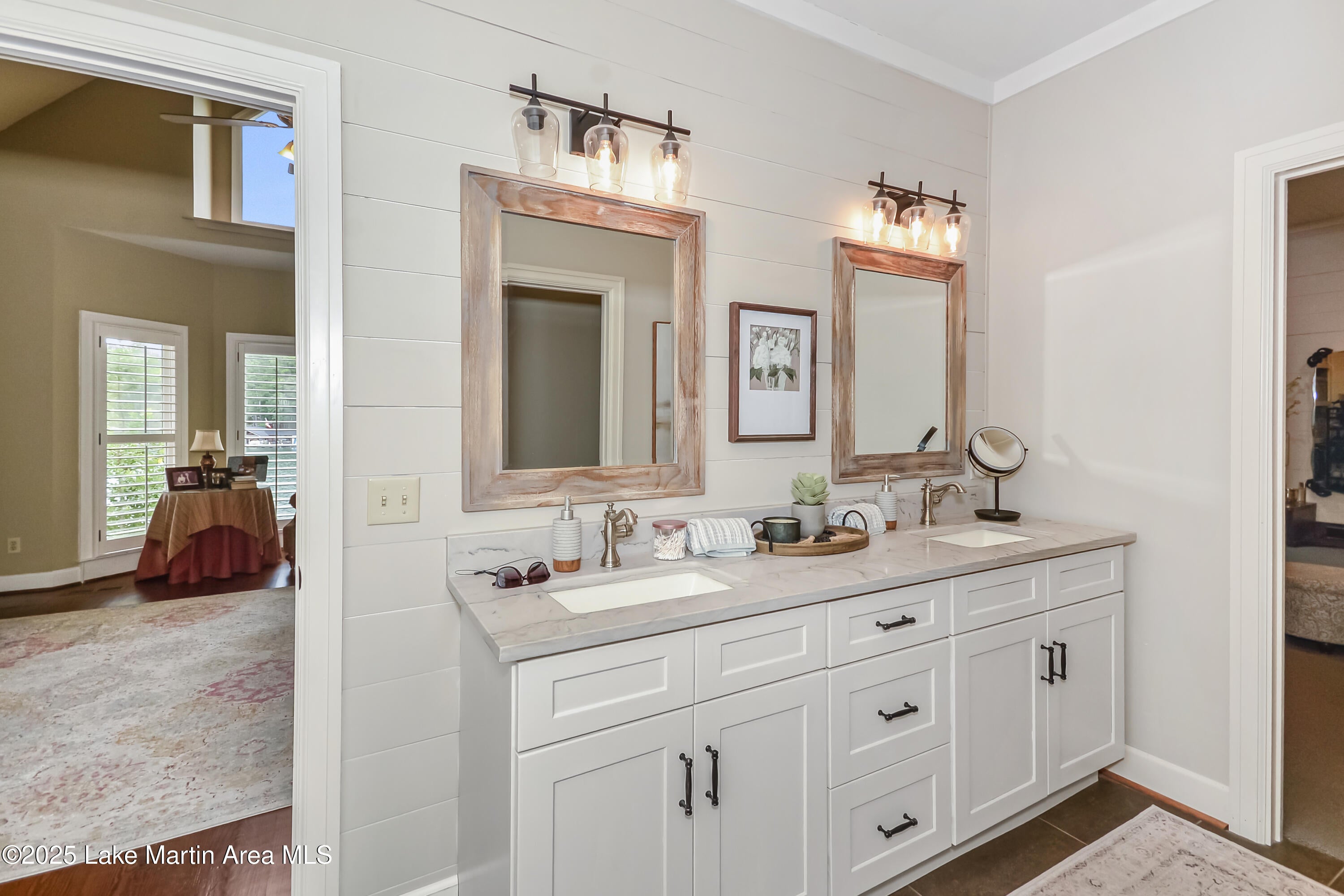 Dadeville, Alabama, 36853, United States, 5 Bedrooms Bedrooms, ,4 BathroomsBathrooms,Residential,Active,1898205