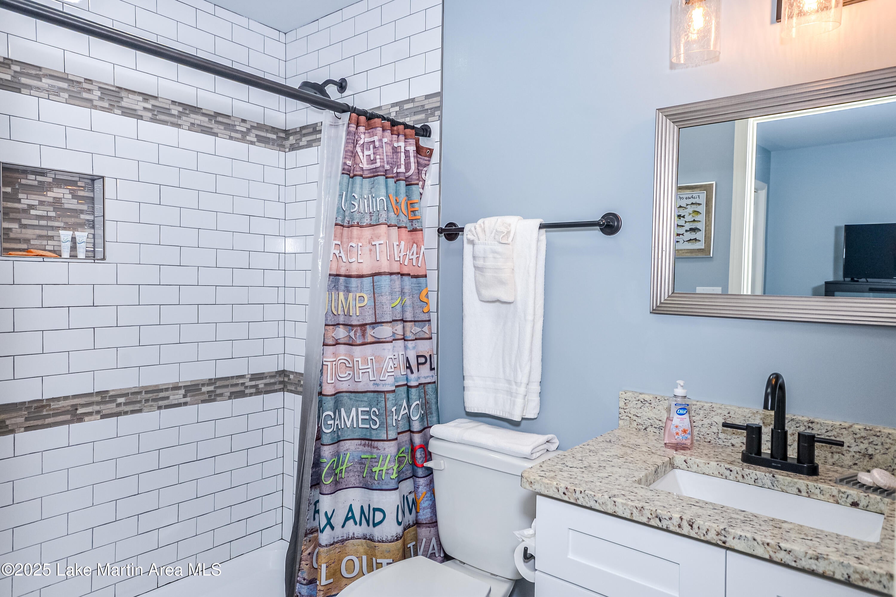 Equality, Alabama, 36026, United States, 4 Bedrooms Bedrooms, ,5 BathroomsBathrooms,Residential,Active,2007314