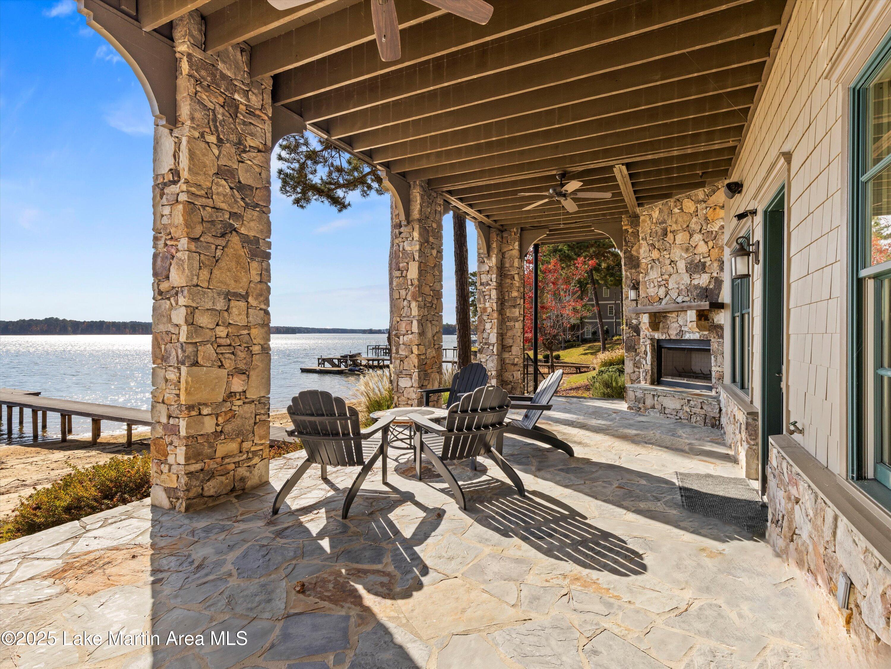 Alexander City, Alabama, 35010, United States, 6 Bedrooms Bedrooms, ,2 BathroomsBathrooms,Residential,Active,1990586