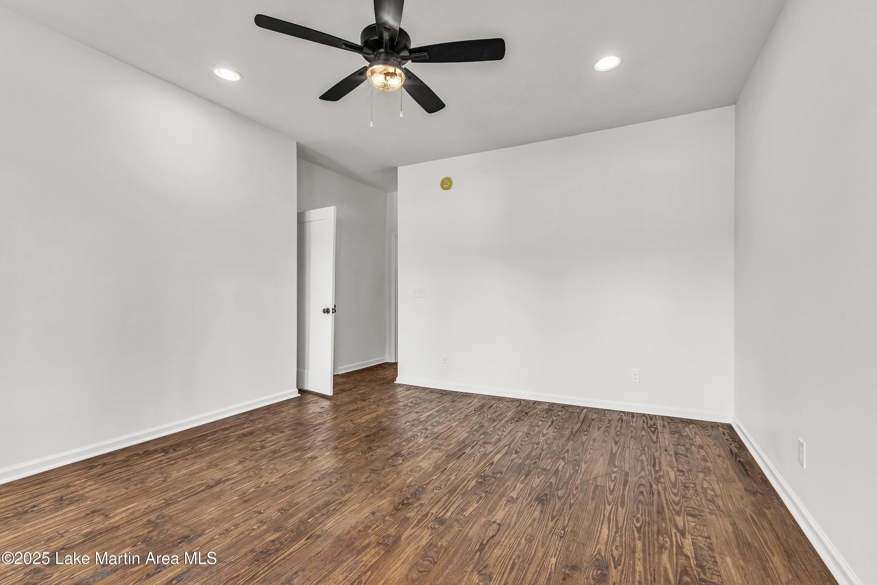 Eclectic, Alabama, 36024, United States, 4 Bedrooms Bedrooms, ,3 BathroomsBathrooms,Residential,Active,1946326