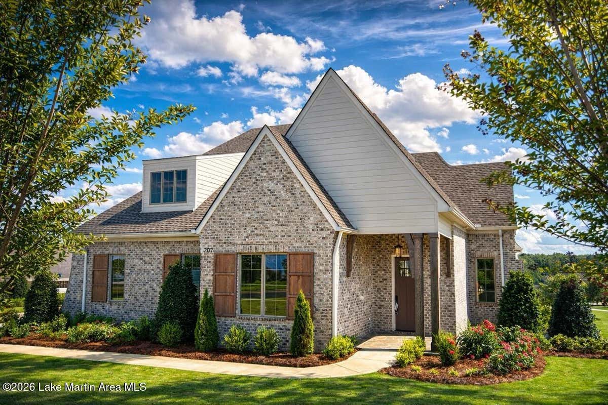 207 BRIDGEWATER Blvd  