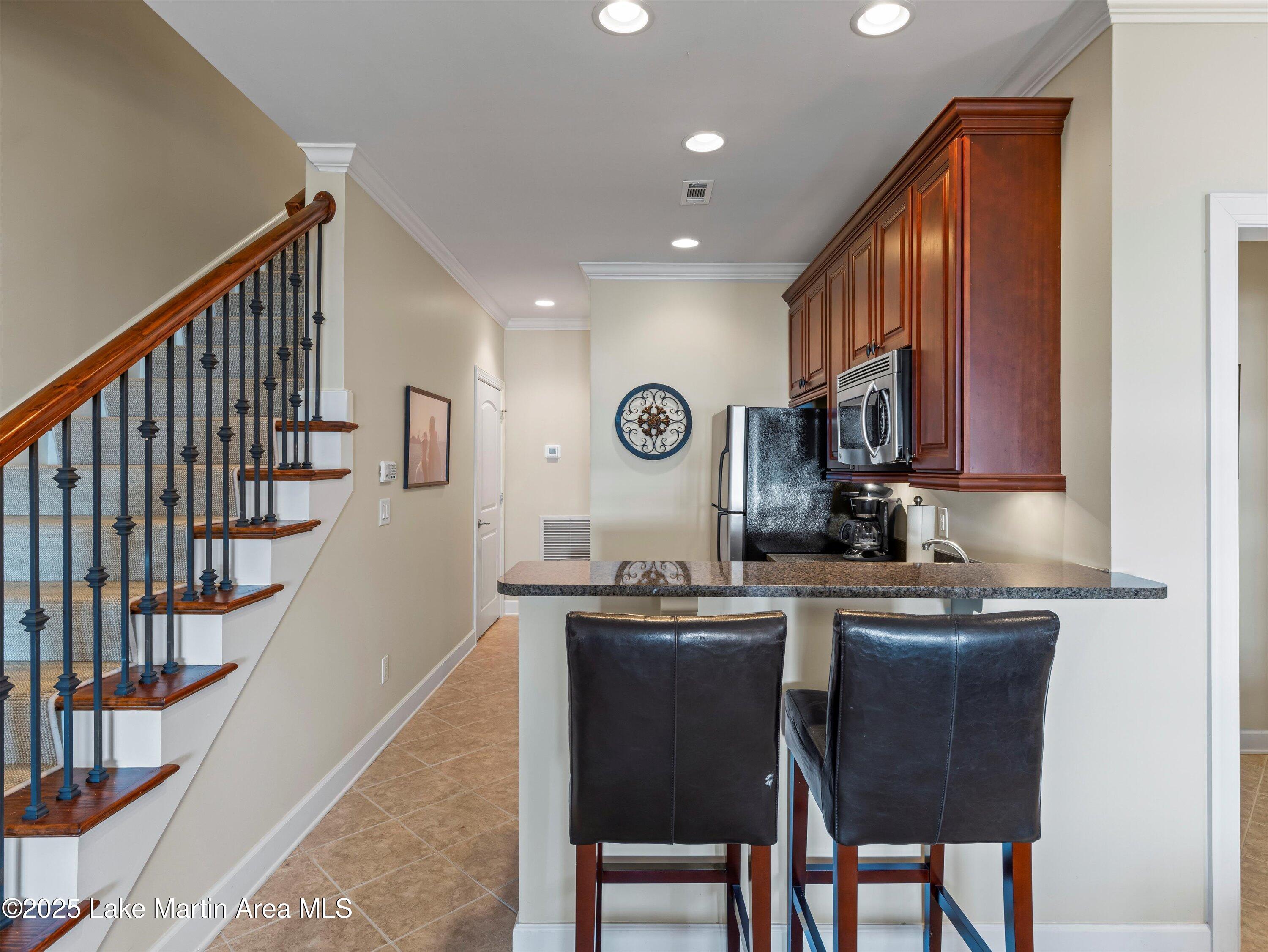 Alexander City, Alabama, 35010, United States, 6 Bedrooms Bedrooms, ,2 BathroomsBathrooms,Residential,Active,1990586