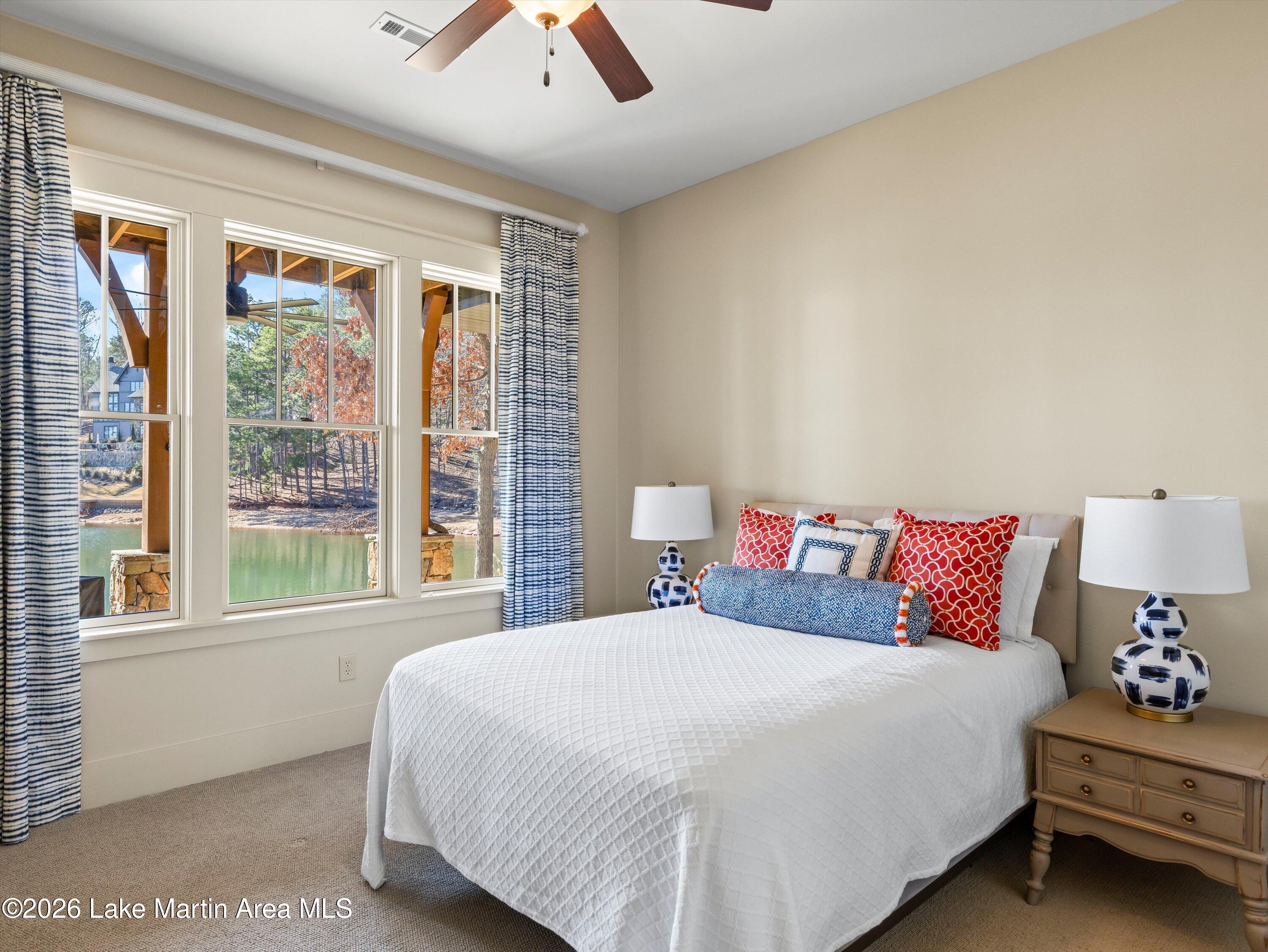 Alexander City, Alabama, 35010, United States, 4 Bedrooms Bedrooms, ,5 BathroomsBathrooms,Residential,Active,2011849