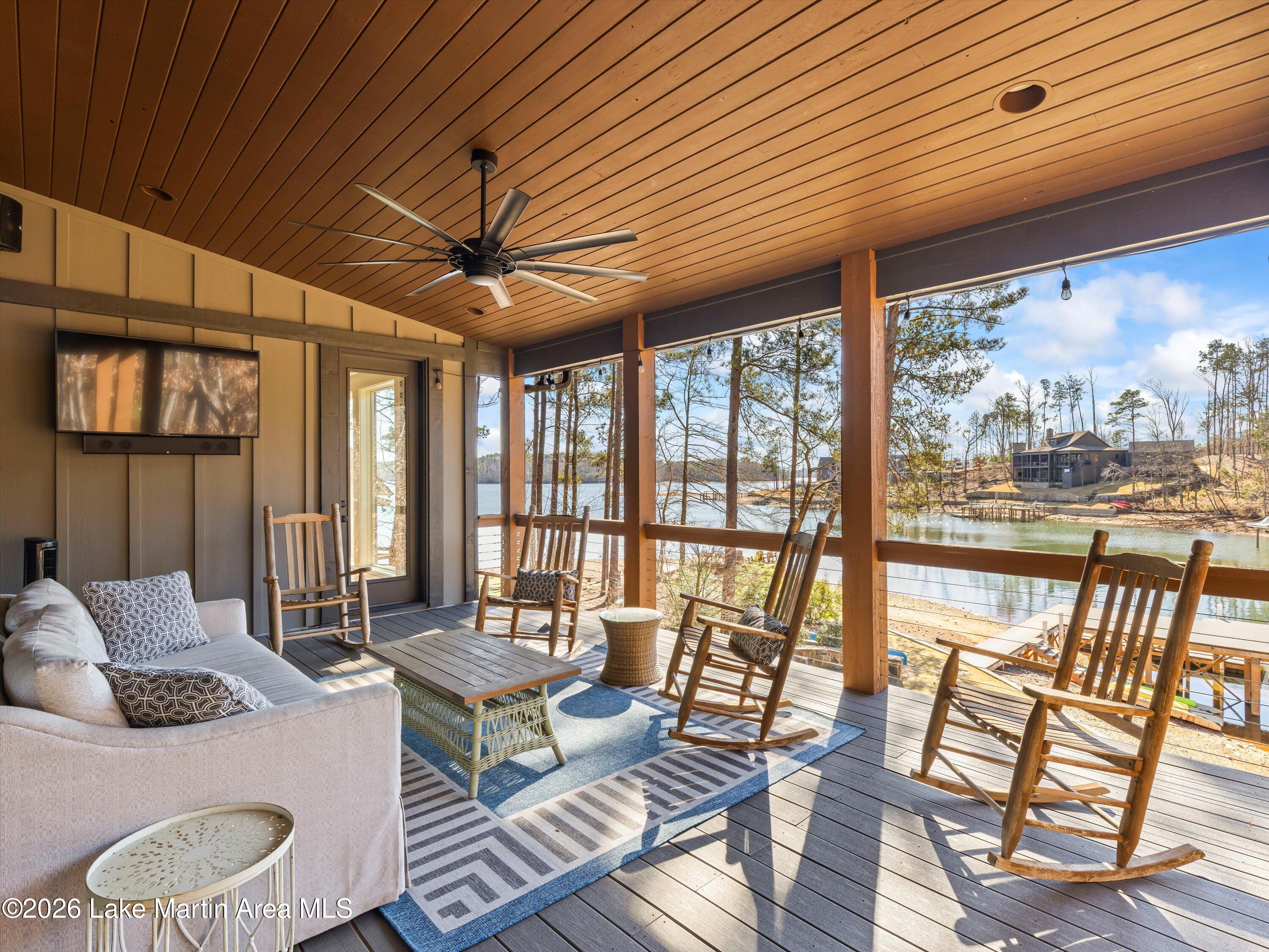 Alexander City, Alabama, 35010, United States, 4 Bedrooms Bedrooms, ,5 BathroomsBathrooms,Residential,Active,2011849